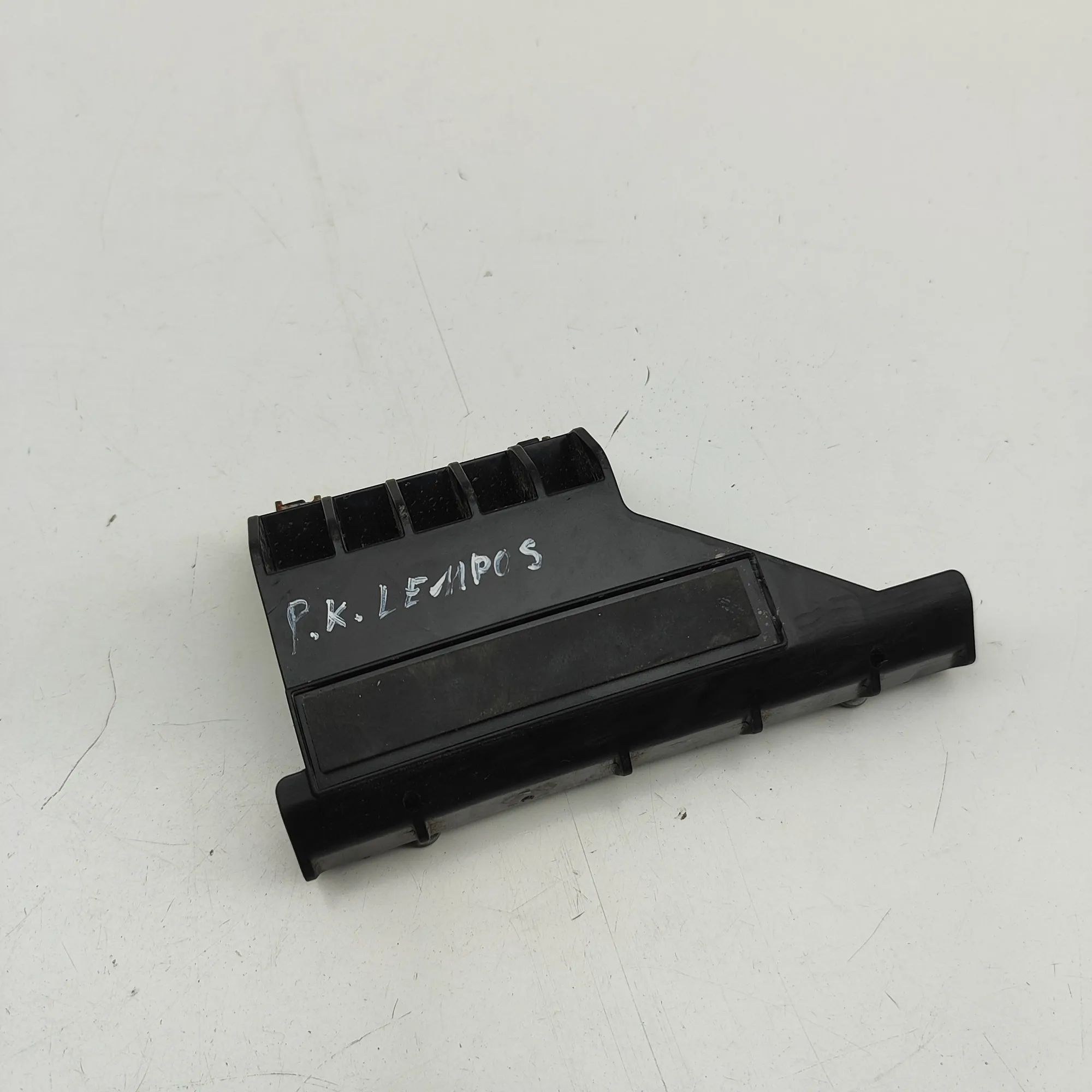 Nissan Ariya Left Headlight Bracket Left Headlight Bracket — NISSAN ARIYA (FE0) (20...