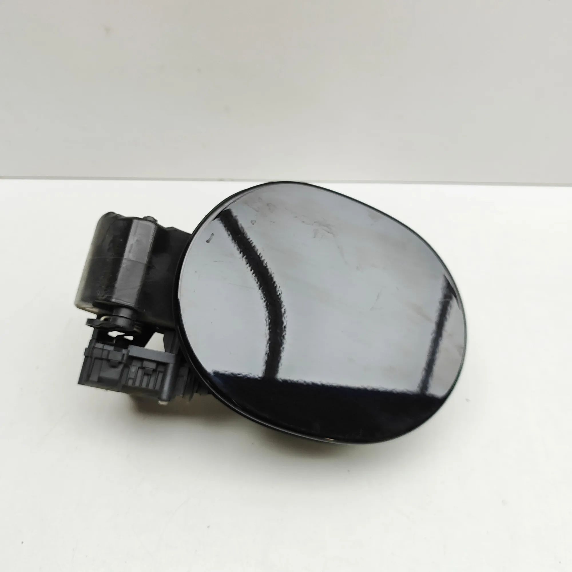 Land Rover Range Rover Sport (L494) Fuel Tank Flap Cap Fuel Tank Flap Cap — LAND ROVER RANGE ROVER SPO...