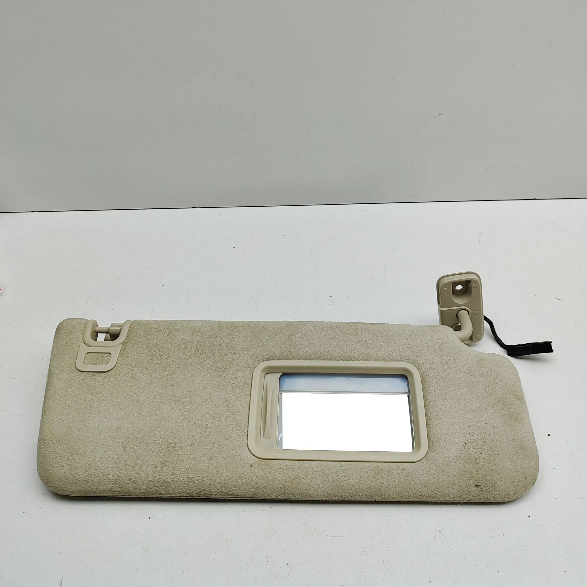 Land Rover Range Rover Sport (L494) Sun visor — right Sun visor — right — LAND ROVER RANGE ROVER SPOR...