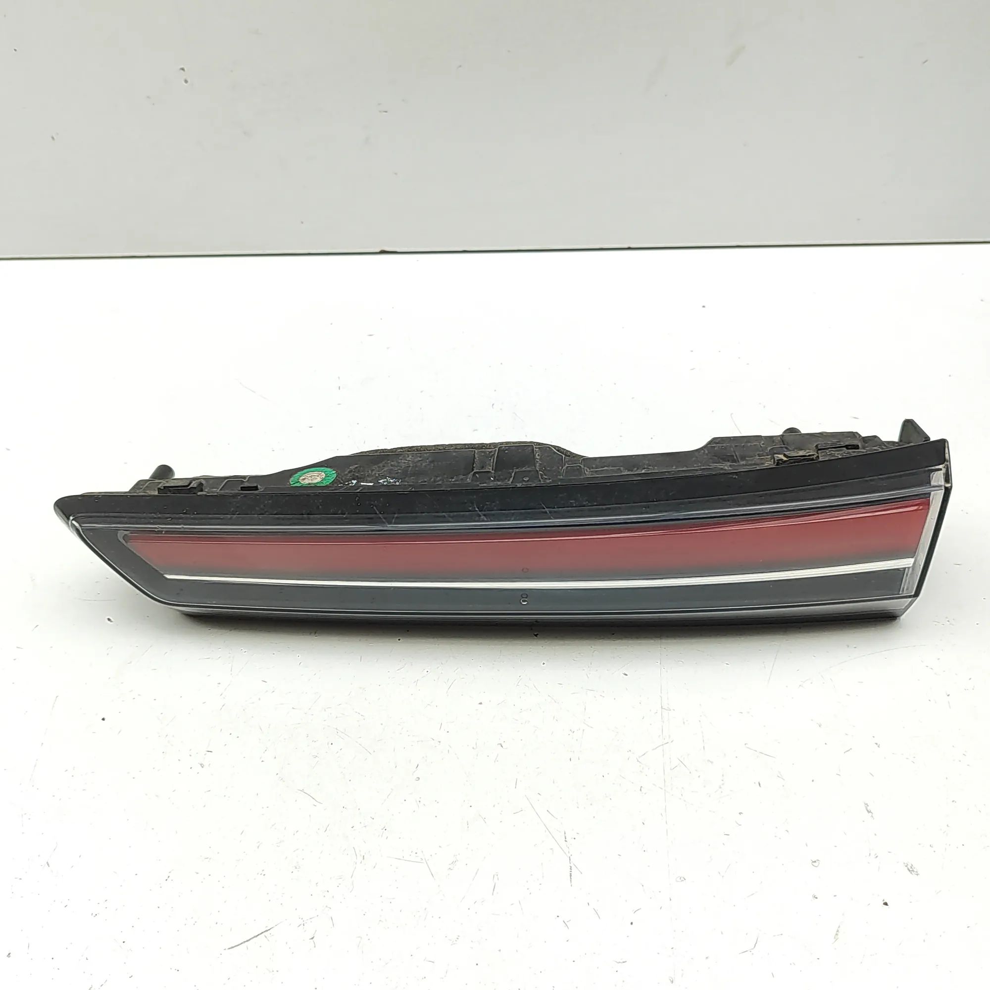 Opel Mokka (B) Right Side Tailgate Tail Light Right Side Tailgate Tail Light — OPEL MOKKA (20...