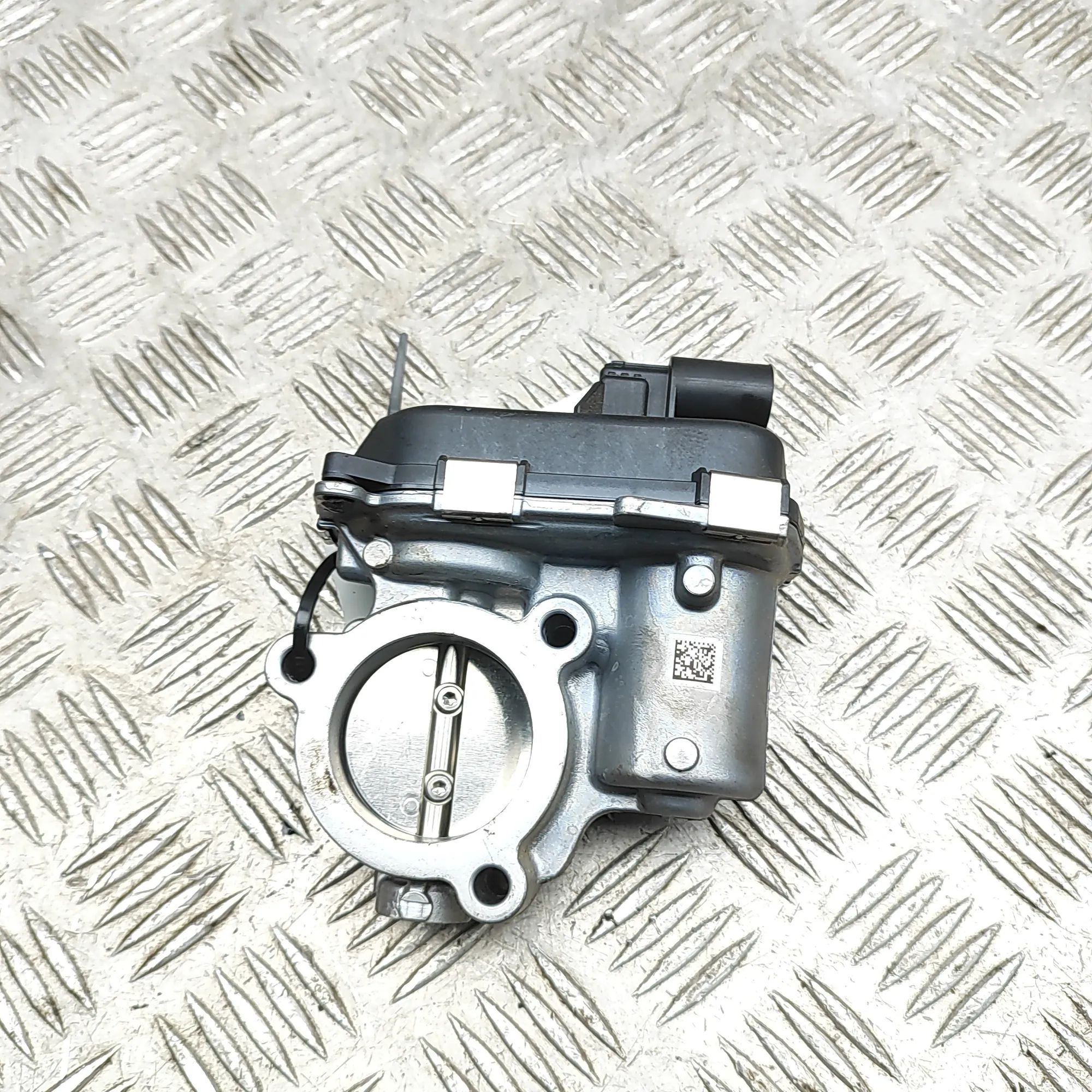Volkswagen T-Roc Throttle body Throttle body — VW T-ROC (A11) (2017-...) — 05C...