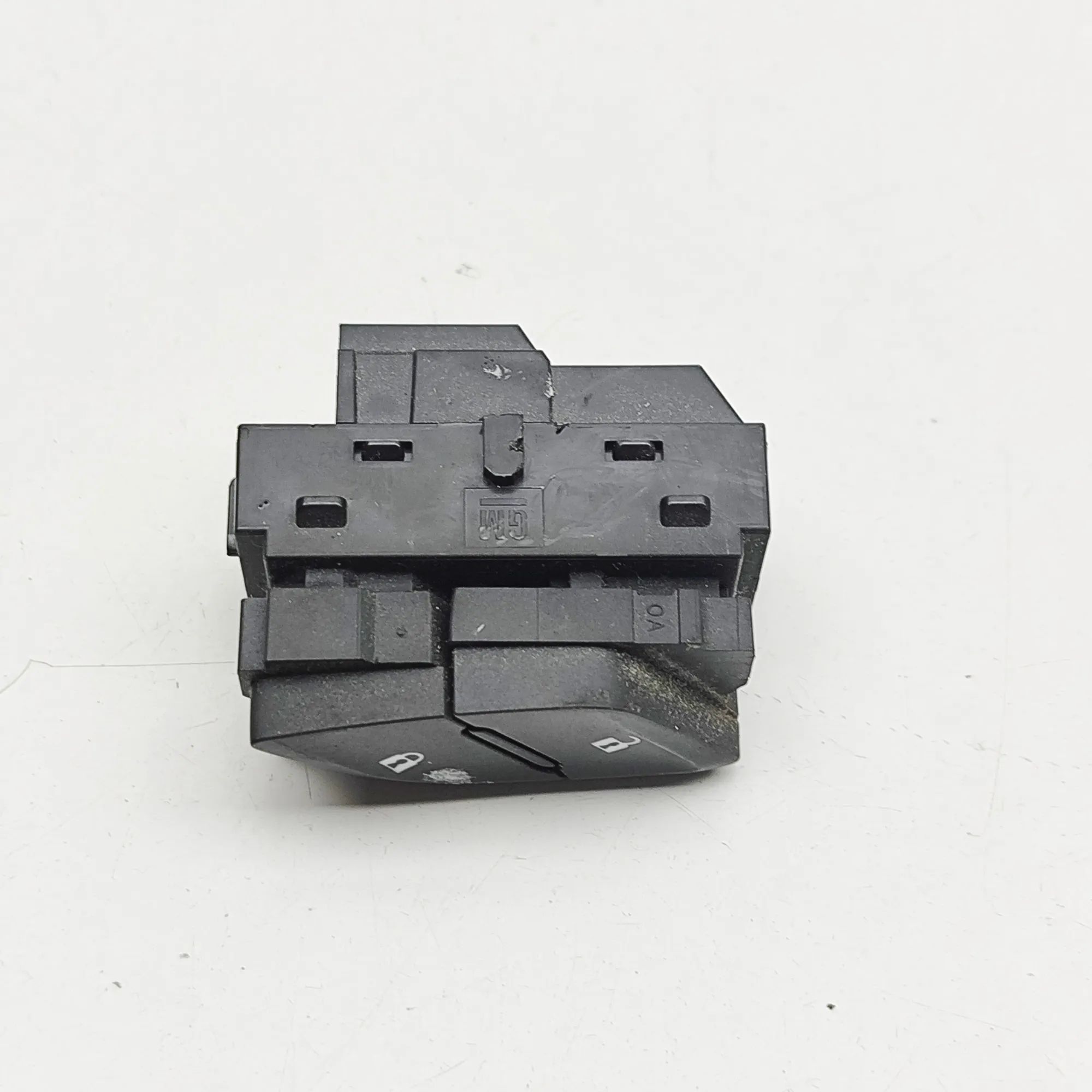 Cadillac Escalade Central locking Switch Central Locking Switch — CADILLAC ESCALADE (201...