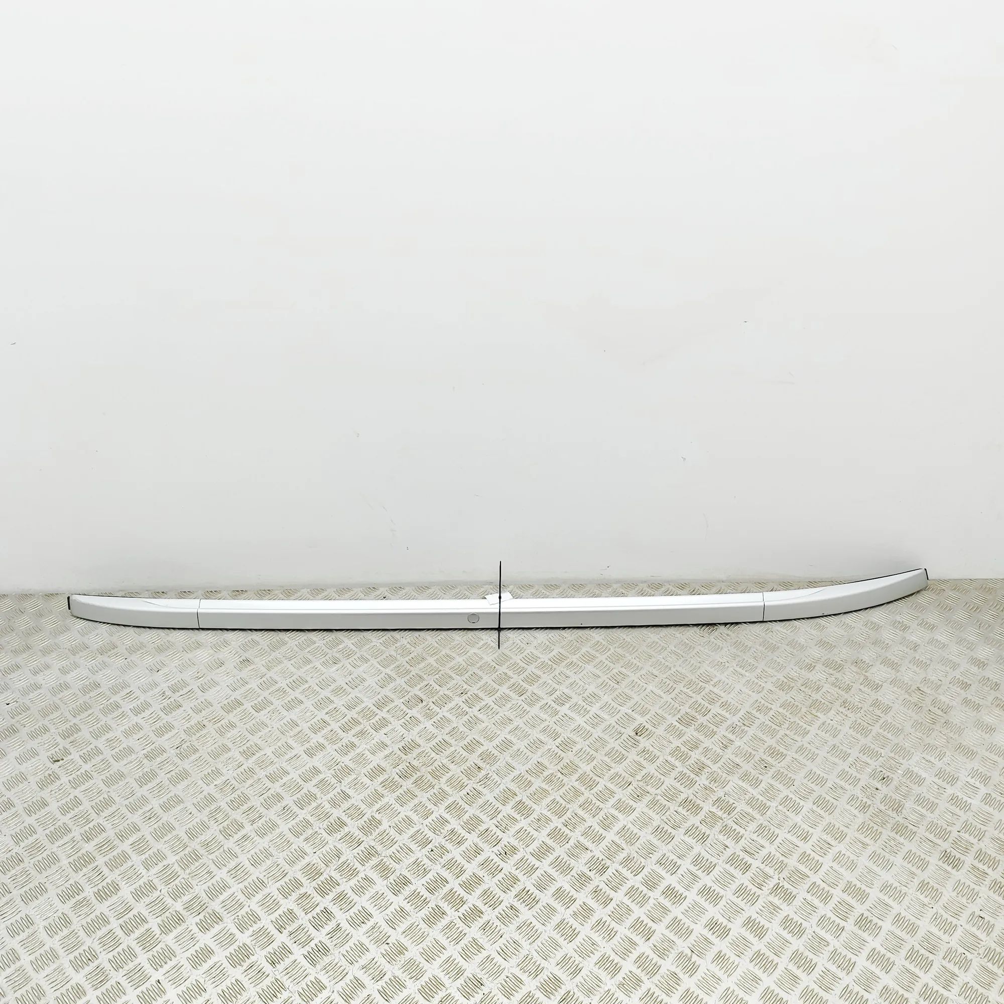 Mitsubishi Outlander Left Side Roof Rail Left Side Roof Rail — MITSUBISHI OUTLANDER (III...