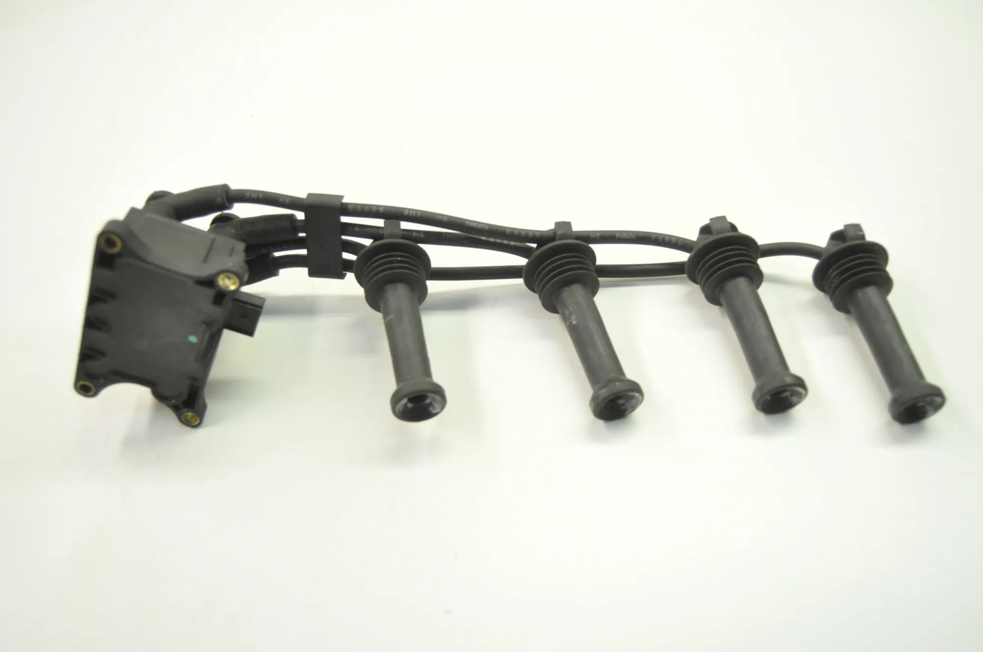 Ford Fiesta Ignition coil kit Ignition coil kit — FORD FIESTA (VI) (2008-...)...