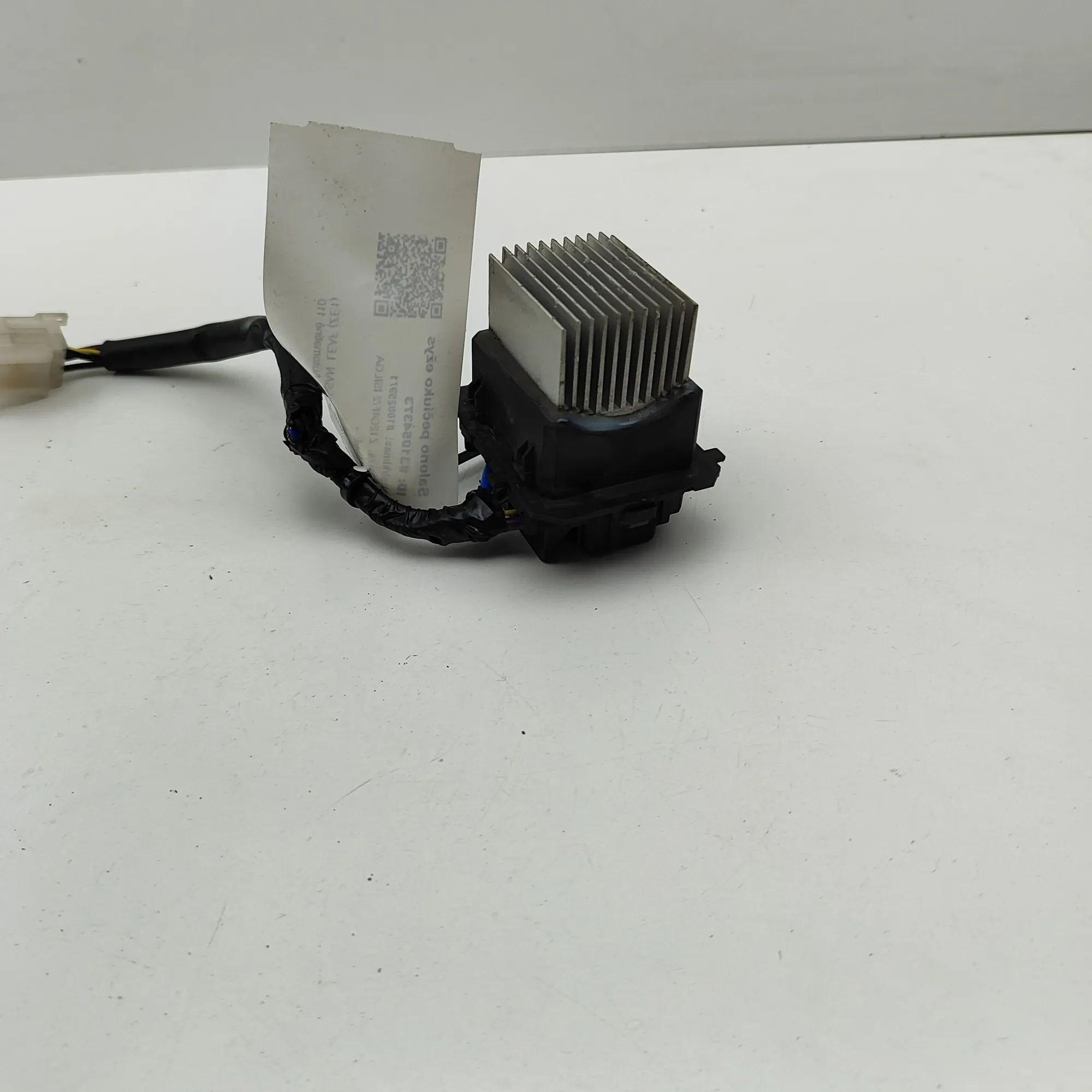 Nissan Leaf Heater blower resistor Heater blower resistor — NISSAN LEAF (ZE1) (201...