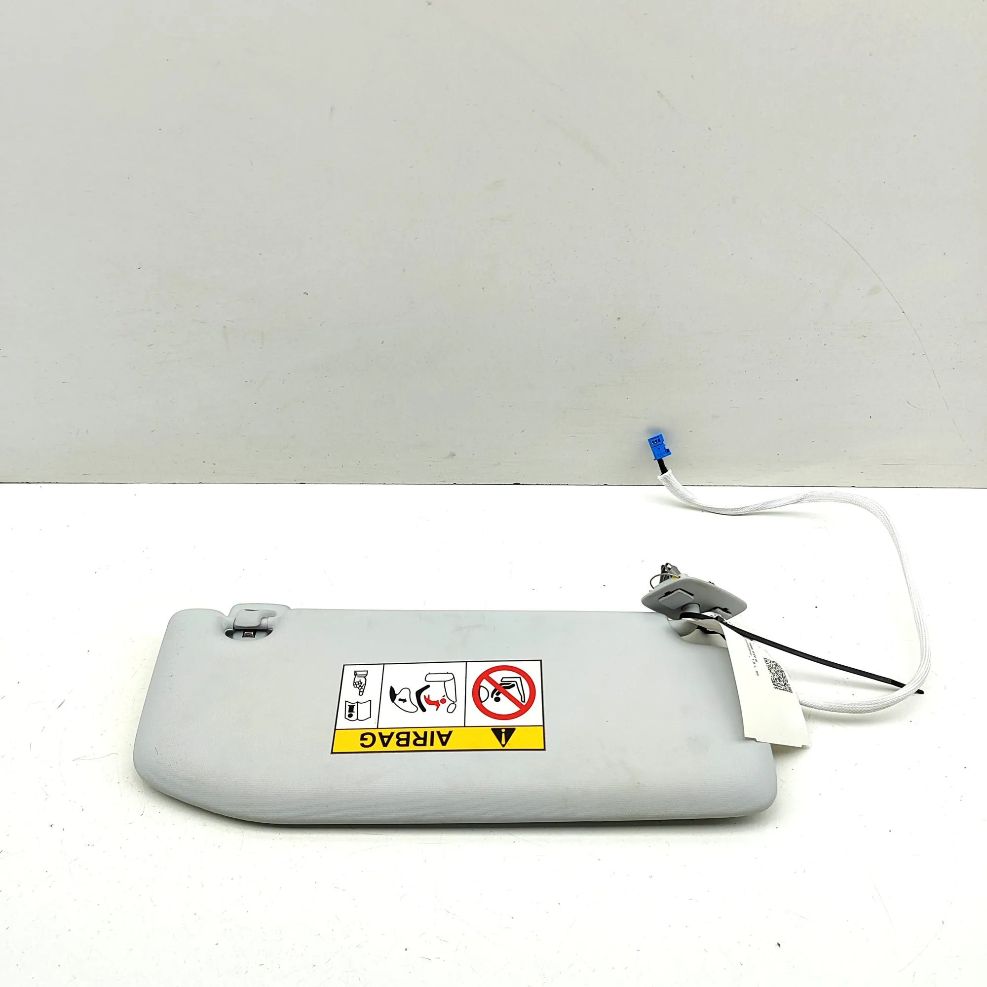 Peugeot 508 Left Side Sun Visor Left Side Sun Visor — PEUGEOT 508 (SW II) (2018...