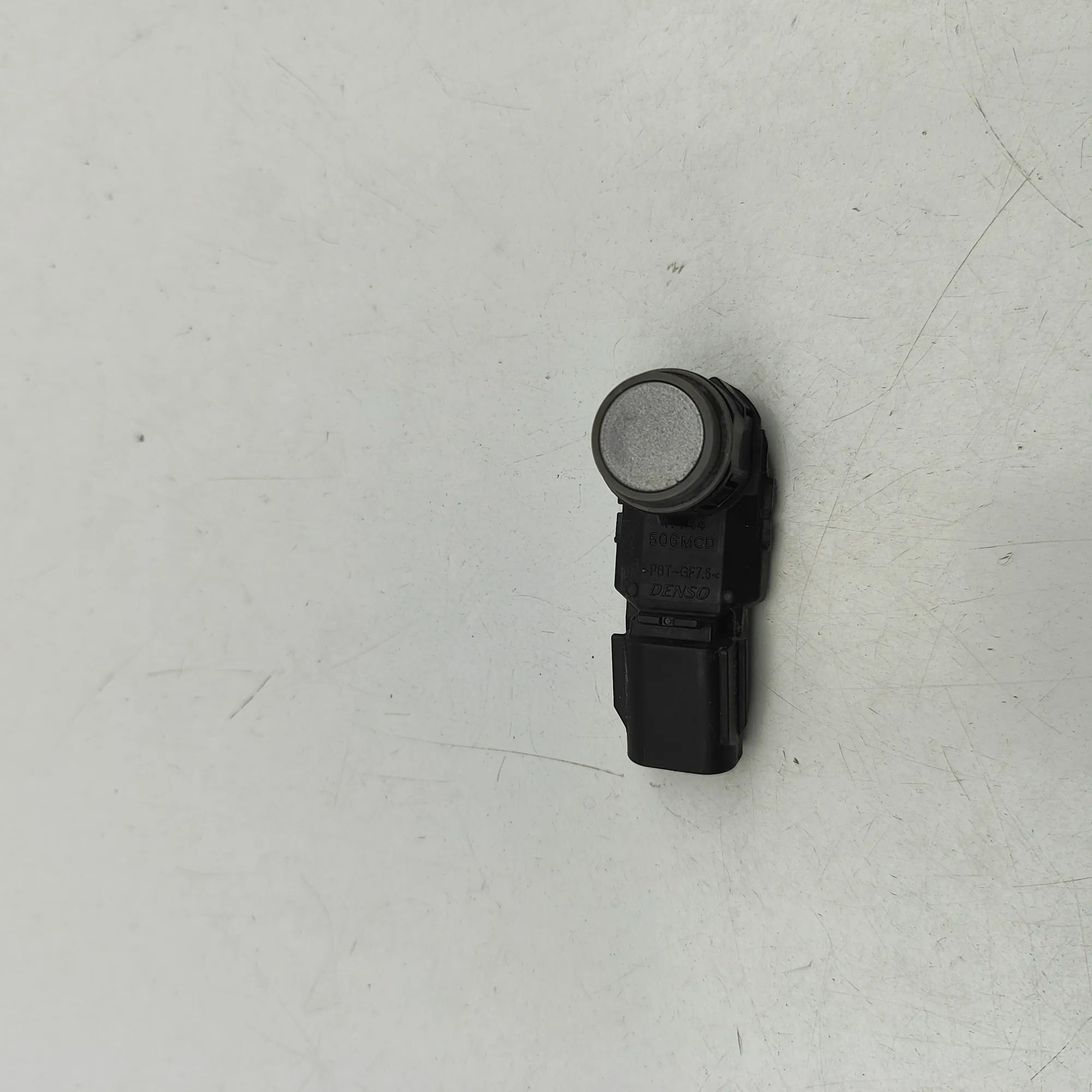 Toyota RAV4 (XA40) Parking sensor — rear Parking sensor — rear — TOYOTA RAV (4 V XA50) (...