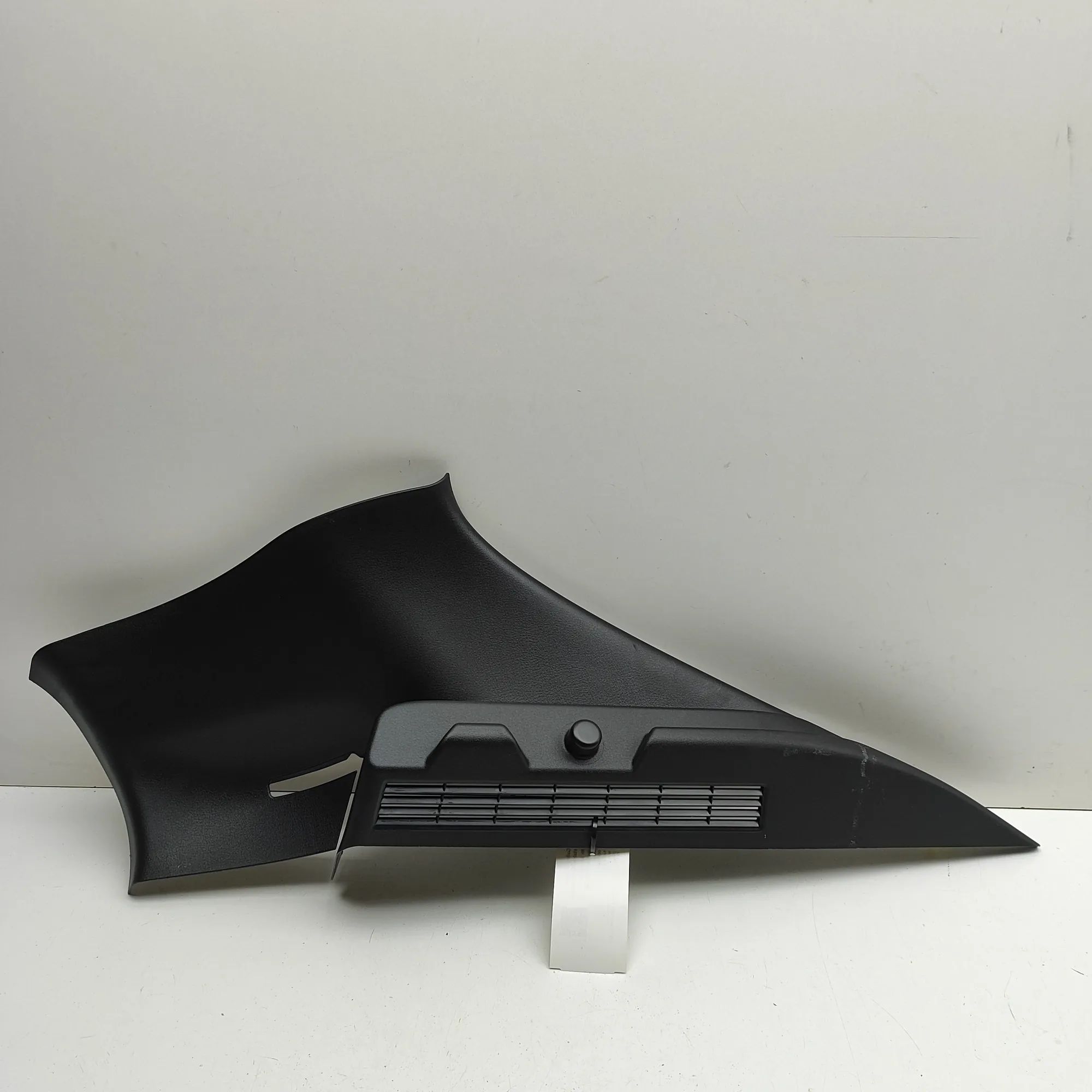 Mazda 3 (BP) Right Side Pillar Trim Right Side Pillar Trim — MAZDA 3 (Hatchback BP)...