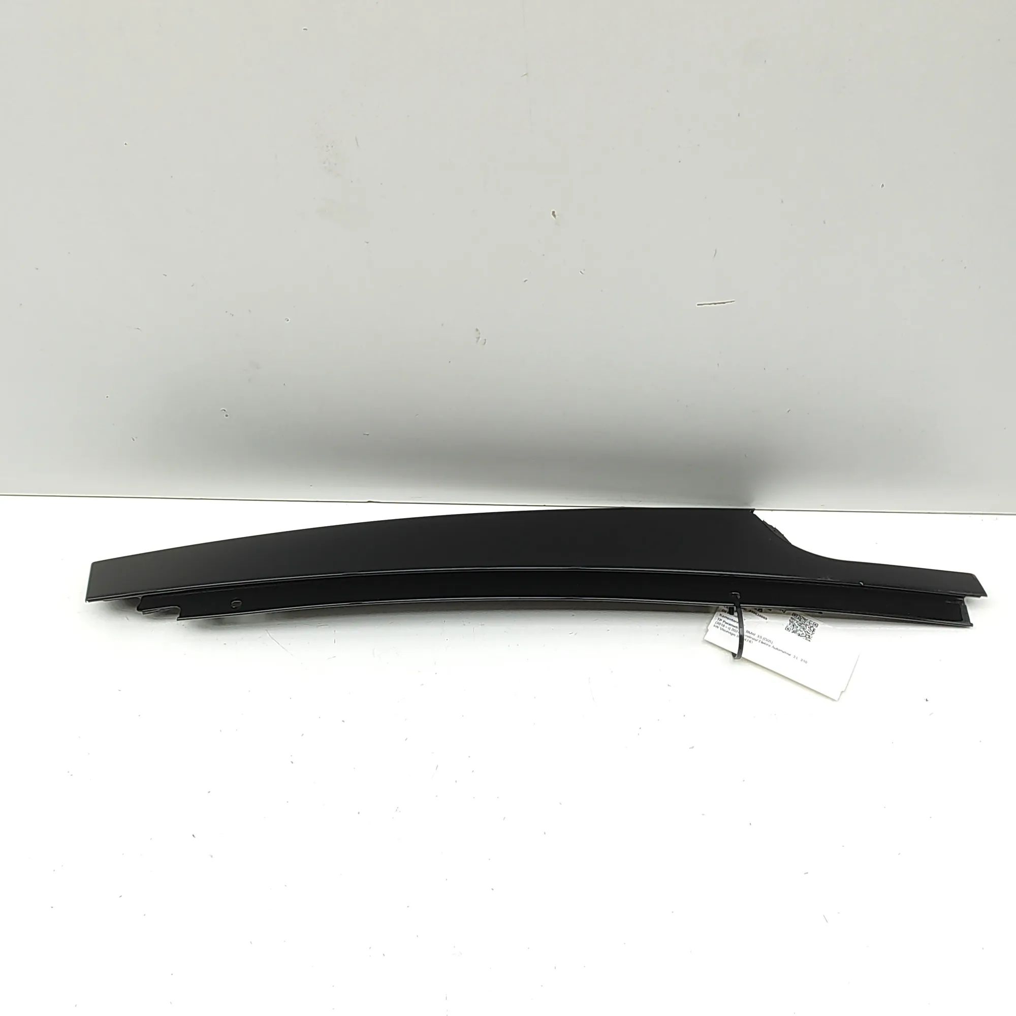 BMW X5 (G05) Vertical door trim — front left Vertical door trim — front left — BMW X5 (G05) ...