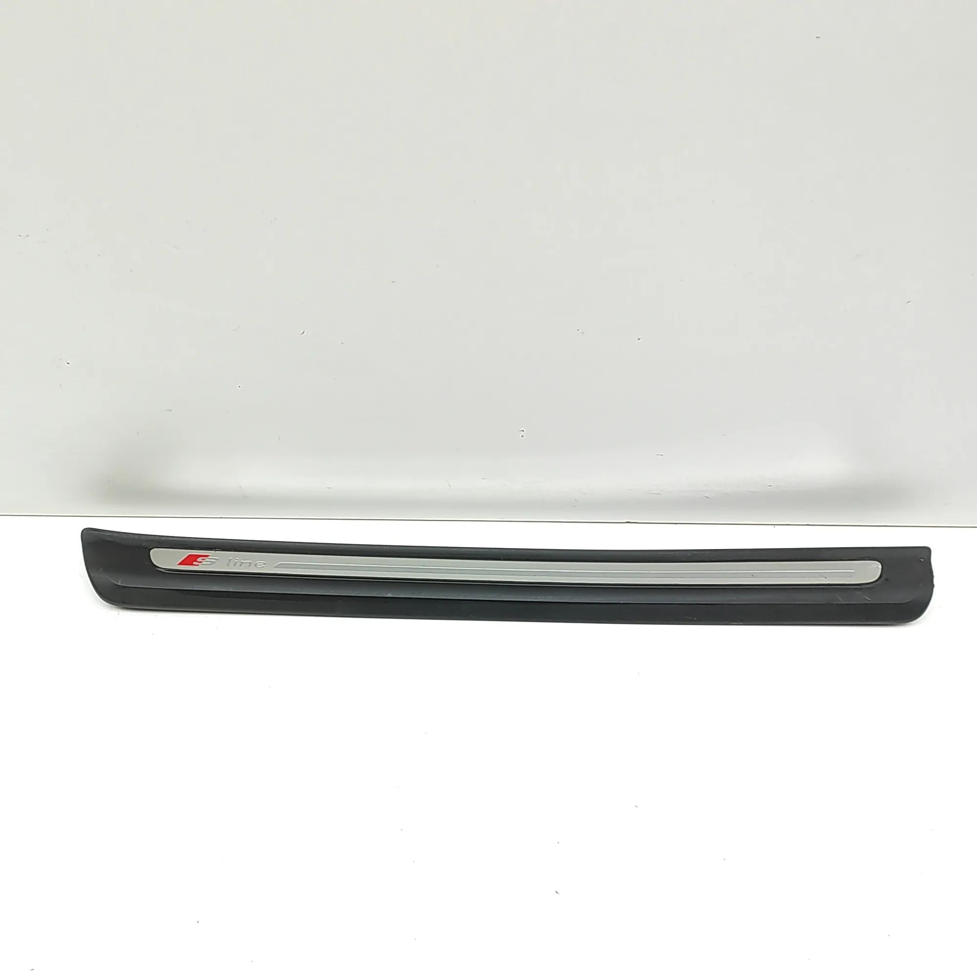 Audi TT (8S) Sill trim — front right Sill trim — front right — AUDI TT (FV3) (2014-....