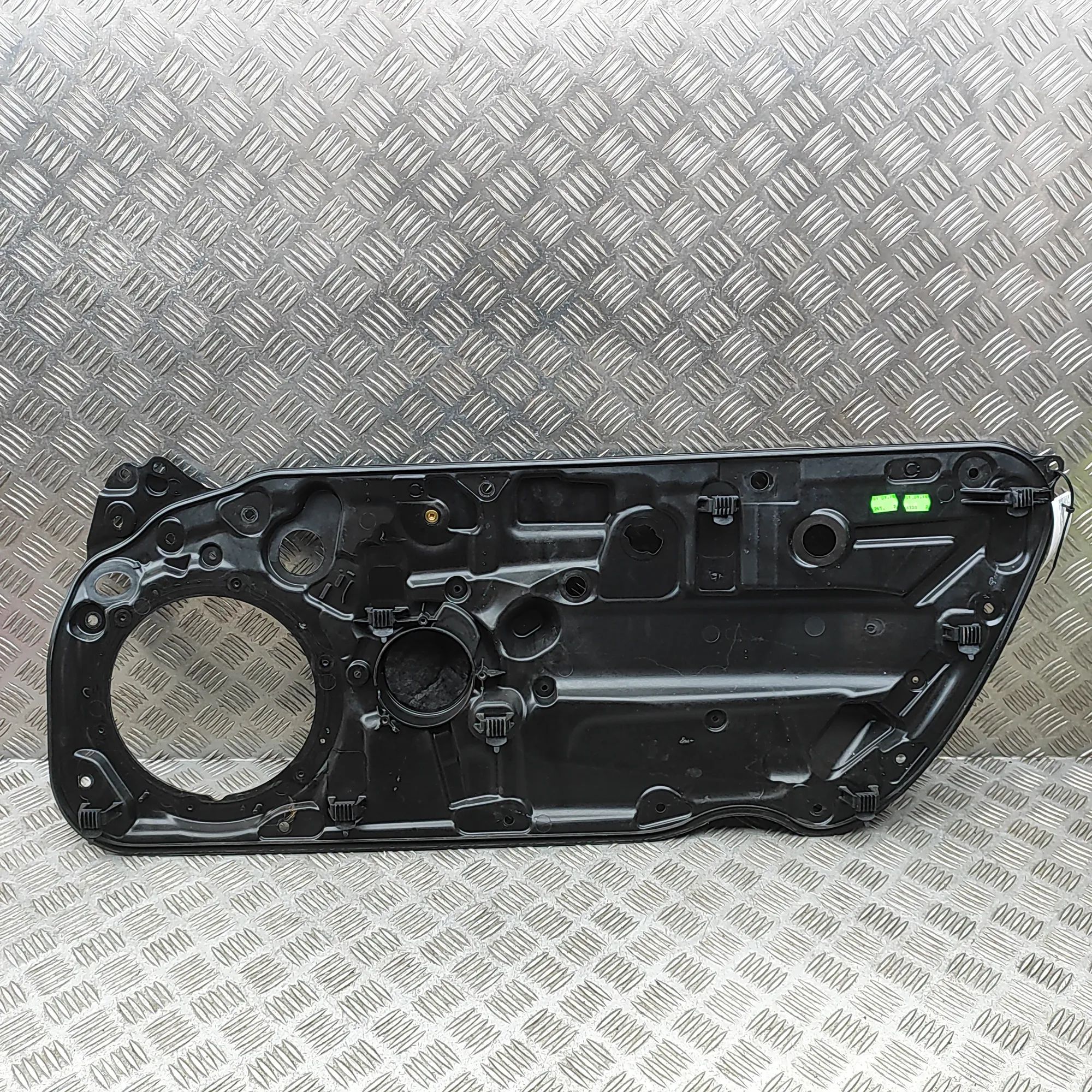 Porsche 911 (991) Front Right Door Panel Front Right Door Panel — PORSCHE 911 (991) (201...