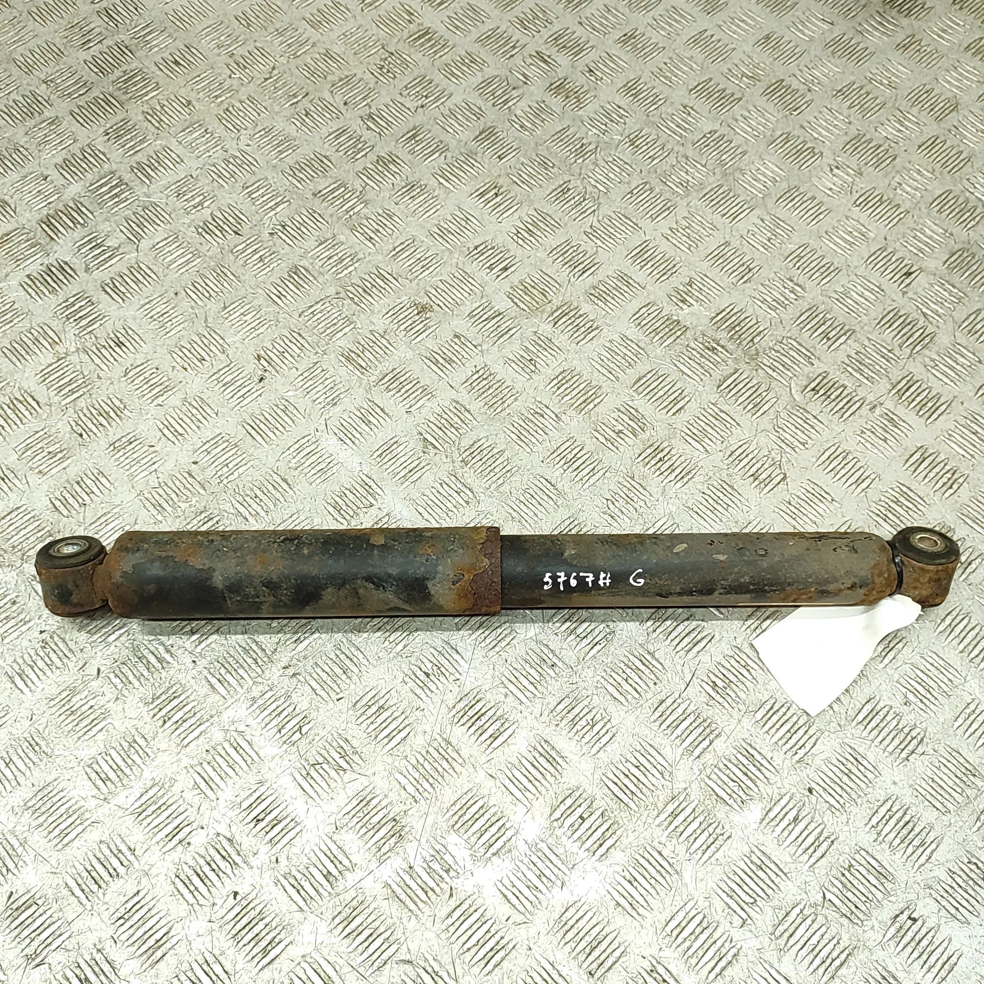 Volkswagen Crafter Shock absorber — rear right Shock absorber — rear right — VW CRAFTER (Platf...
