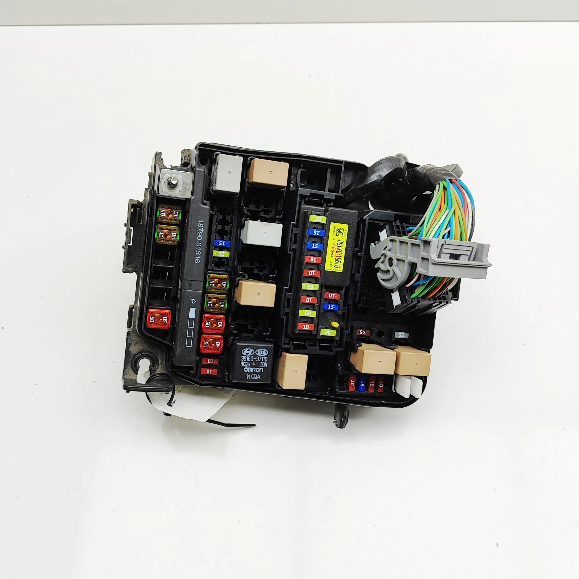 Kia ceed (JD) Fuse Box Module Fuse Box Module — KIA CEE\'D (JD) (2012-2018) —...