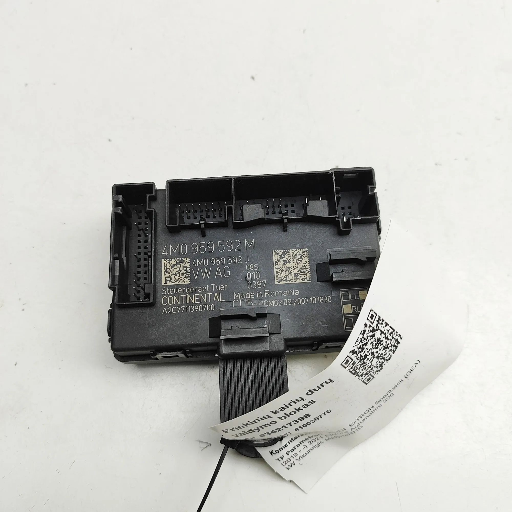 Audi e-tron Door control unit — front left Door control unit — front left — AUDI E-TRON (S...