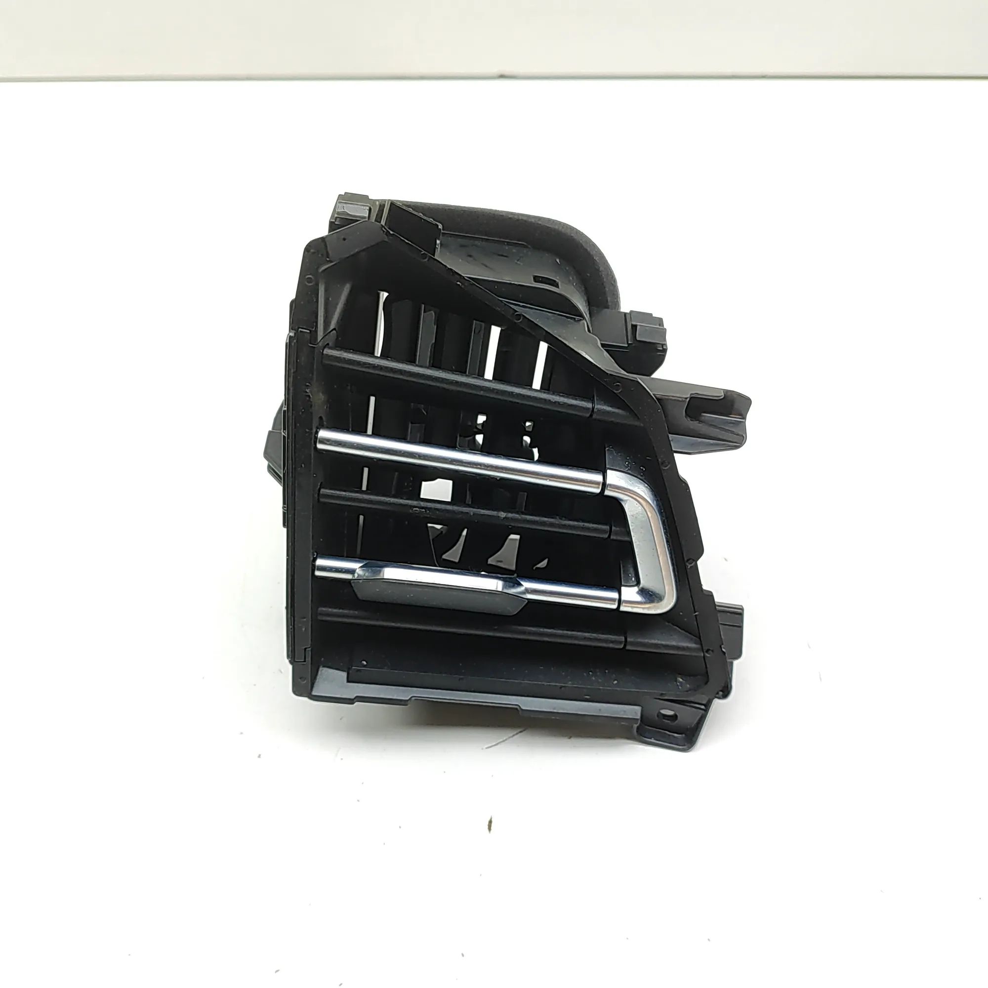 Audi Q4 e-tron Dashboard Air Vents Dashboard Air Vents — AUDI Q4 (SUV F4B) (2020-....