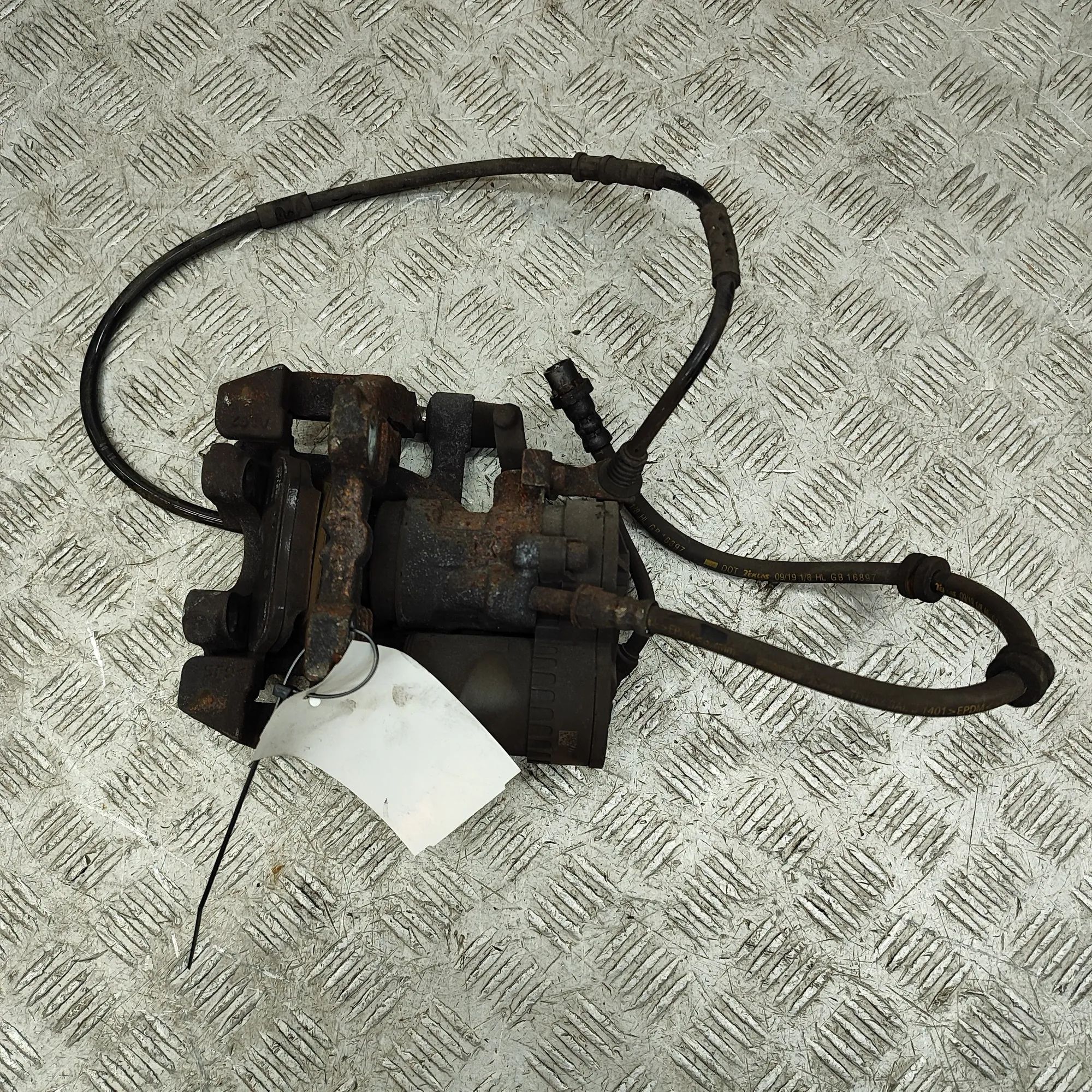 BMW X1 (F48) Brake caliper — rear left Brake caliper — rear left — BMW X1 (F48) (2014-...