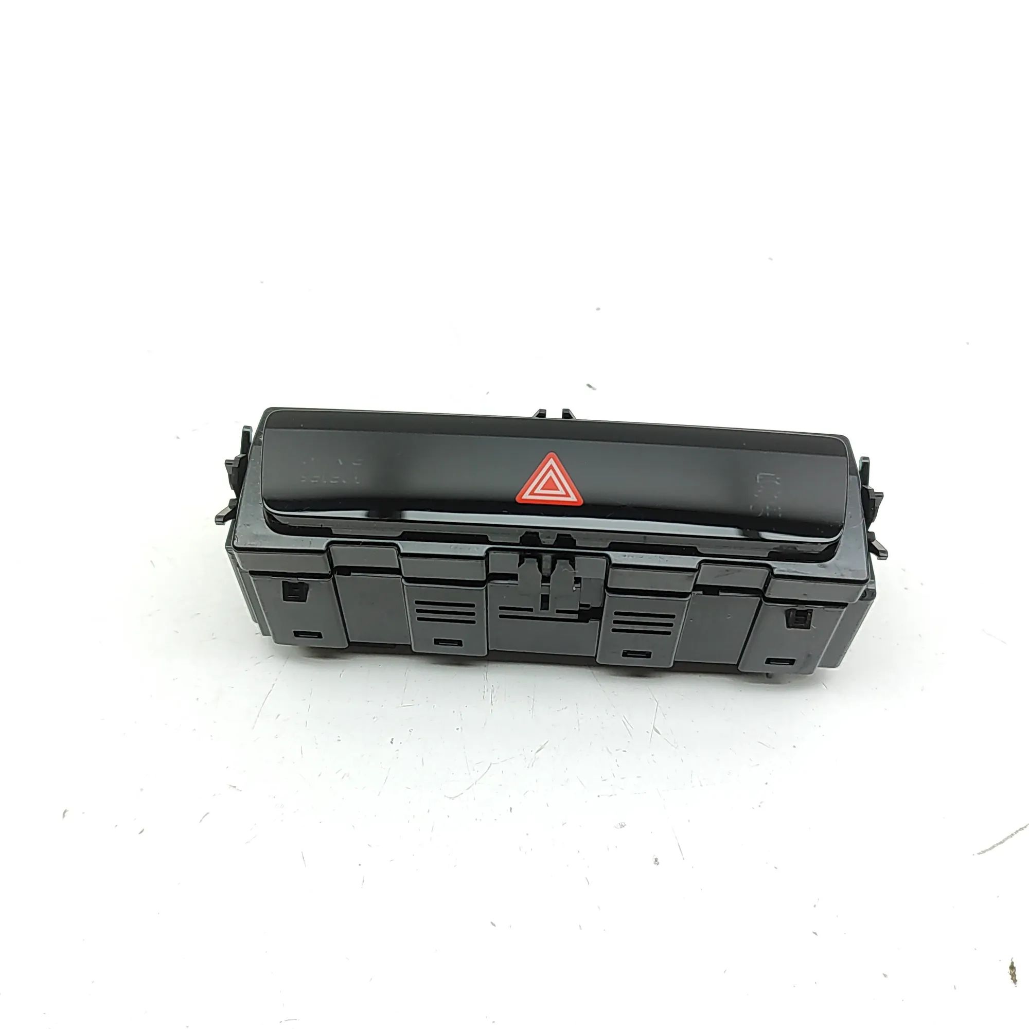 Audi Q4 e-tron Hazard warning switch Hazard warning switch — AUDI Q4 (SUV F4B) (2020...
