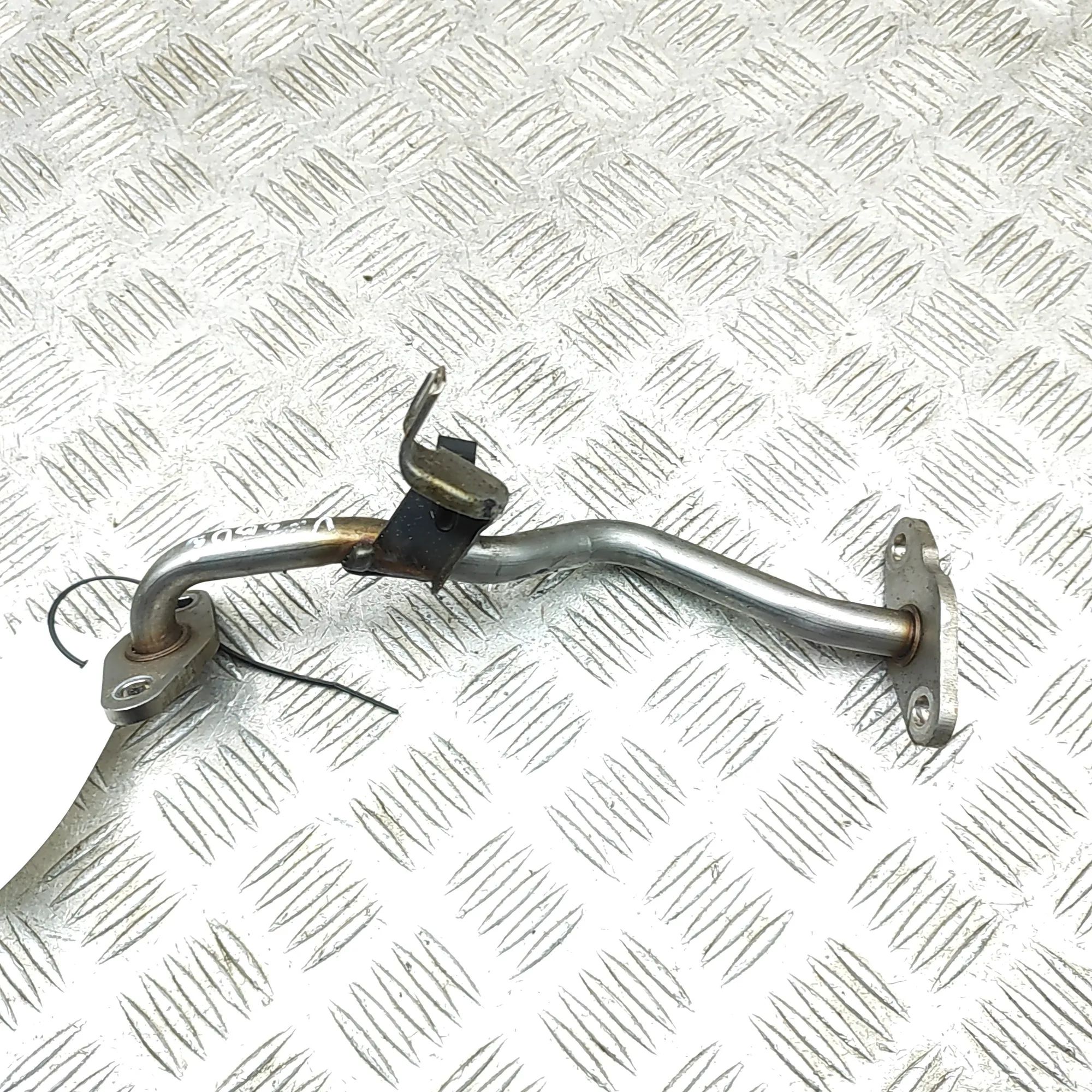 Toyota Yaris EGR pipe EGR pipe — TOYOTA YARIS (_P13_) (2010-...) — 25...