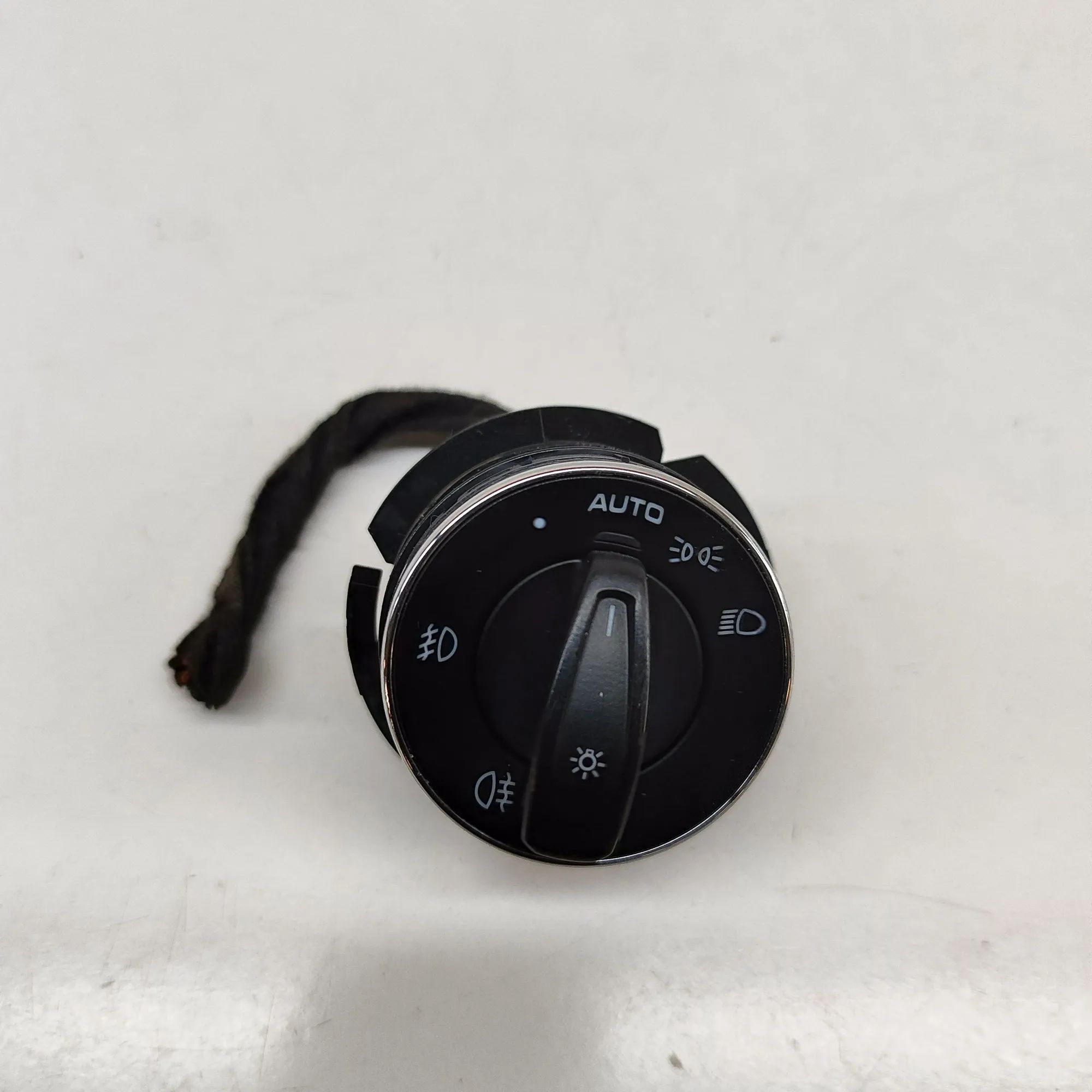 Porsche Cayenne Headlight Switch Control Unit Headlight Switch Control Unit — PORSCHE CAYENNE...