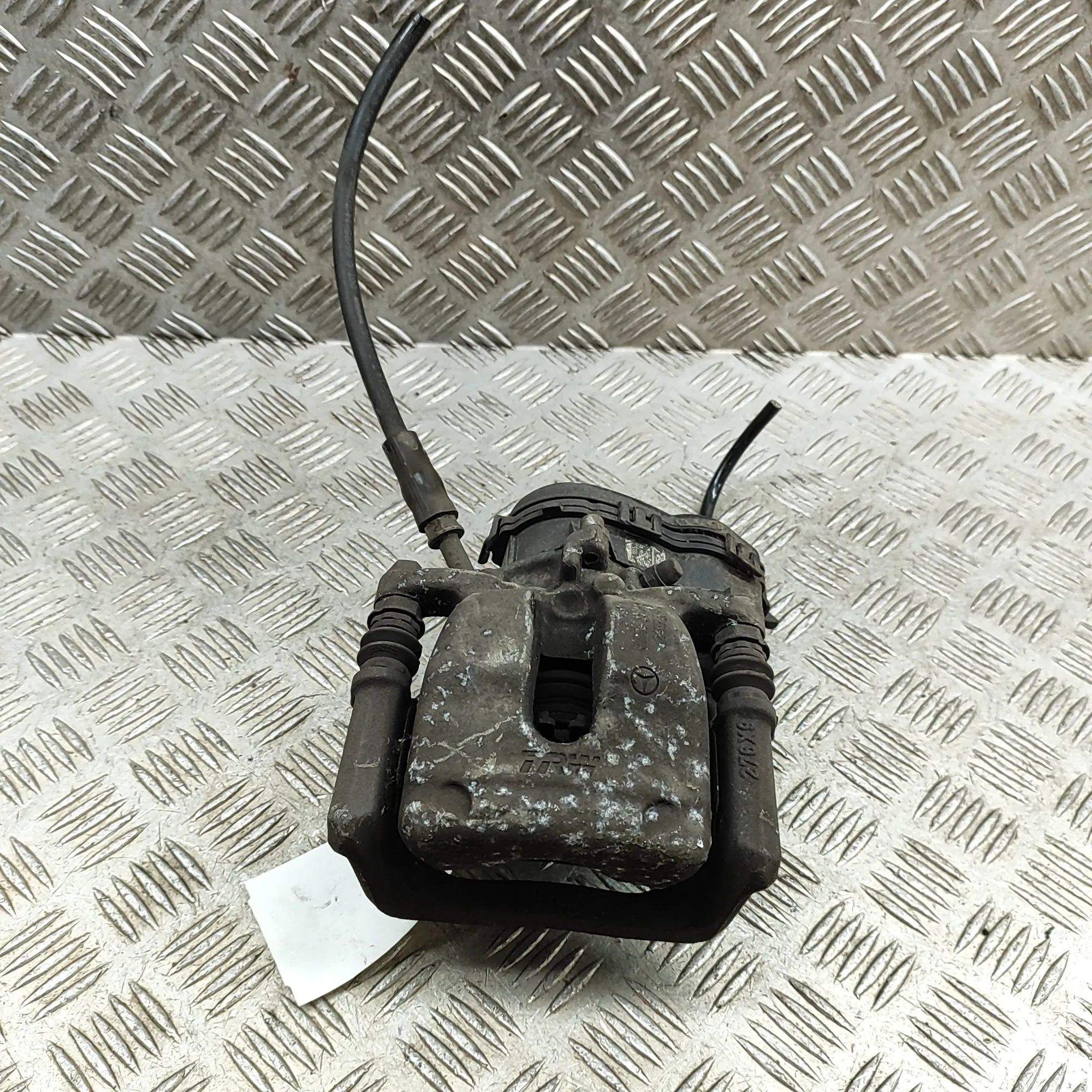 Mercedes-Benz A (W176) Brake caliper — rear left Brake caliper — rear left — MERCEDES BENZ A-CLA...