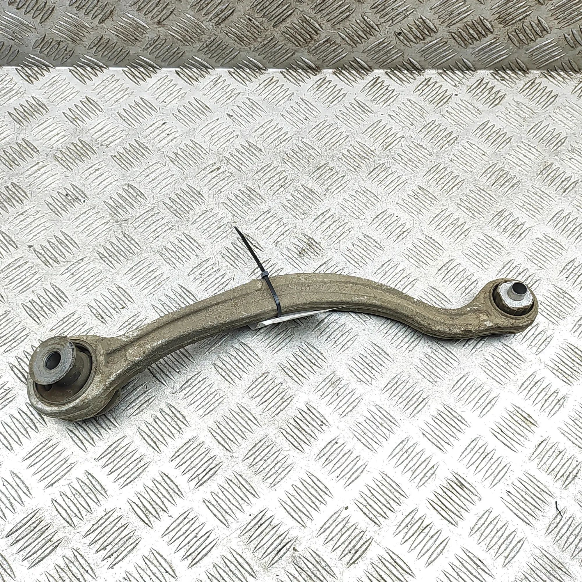Peugeot 508 Control arm — rear left Control arm — rear left — PEUGEOT 508 (SW II) (...