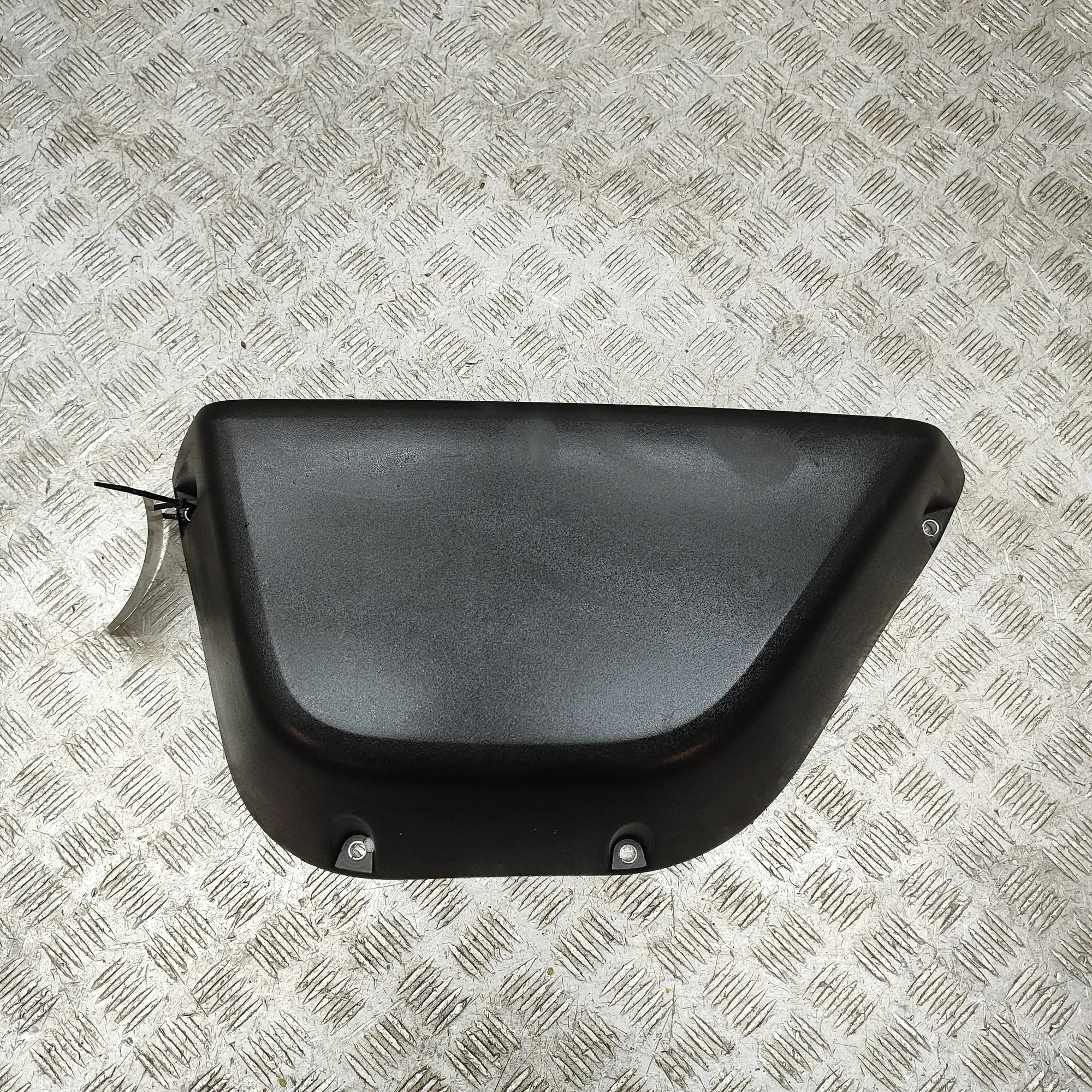 Peugeot Boxer Door panel trim — front left Door panel trim — front left — PEUGEOT BOXER (V...