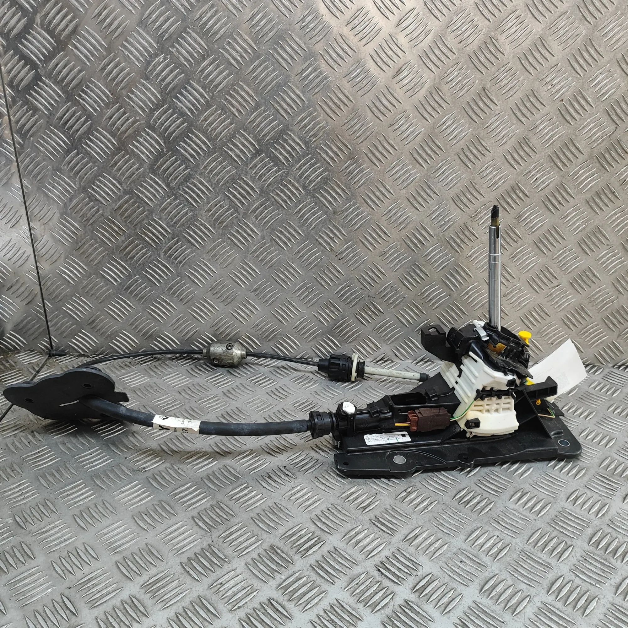 Renault Zoe Gear Shifting Mechanism Gear Shifting Mechanism — RENAULT ZOE (BFM_) (2...