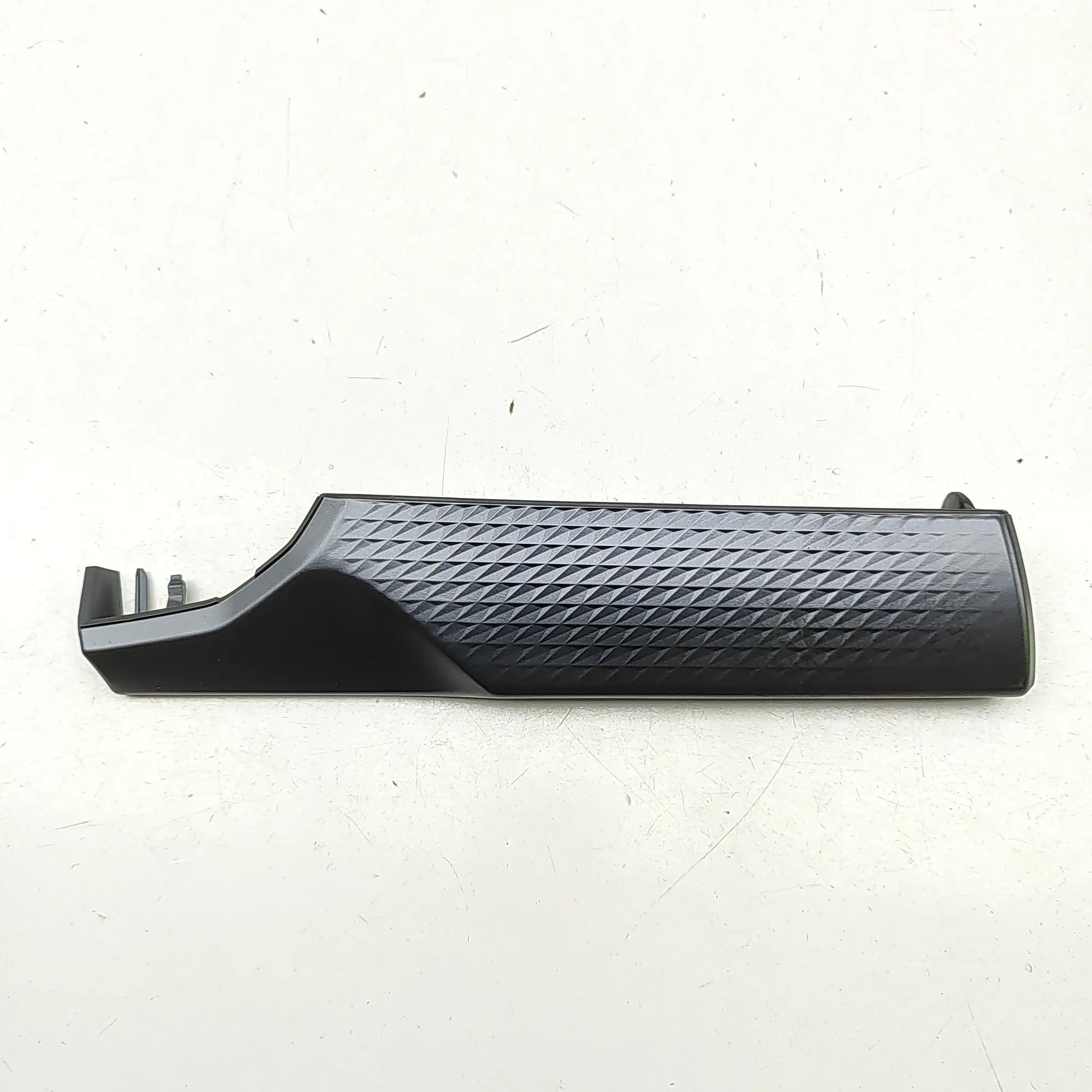 Dashboard Trim Brand/Model: CUPRA LEON
Year: 2025
Engine: 2.00...