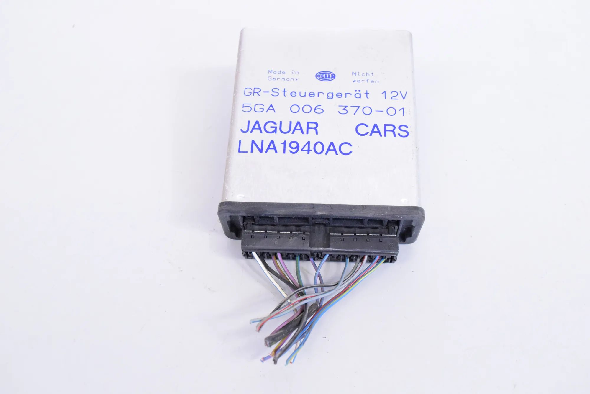 Jaguar XJ (X300) Constant speed control unit Constant speed control unit — JAGUAR XJ (X300, ...