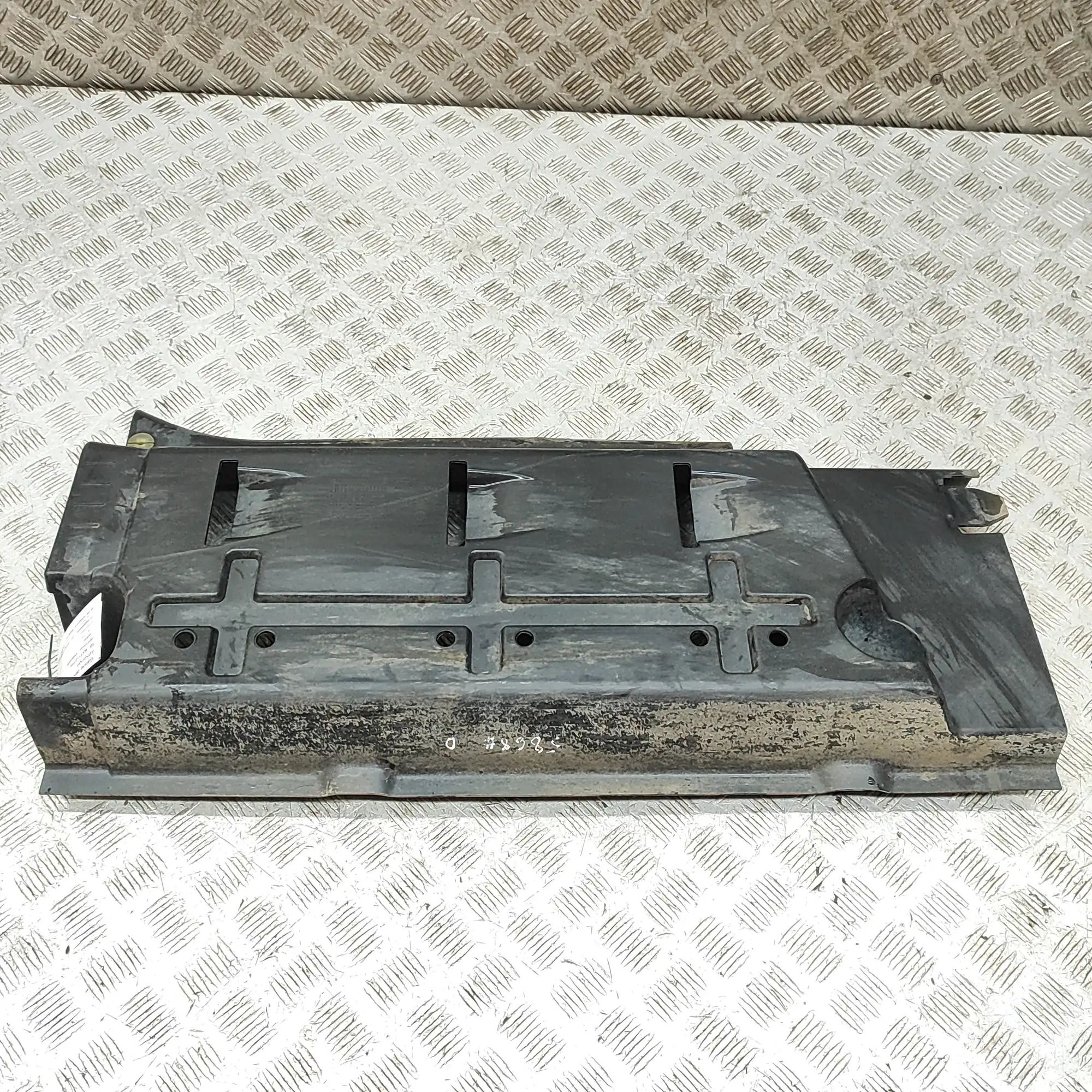 Volkswagen Transporter (T6, Caravelle, Multivan) Underbody cover — rear right Underbody cover — rear right — VW TRANSPORTER (...