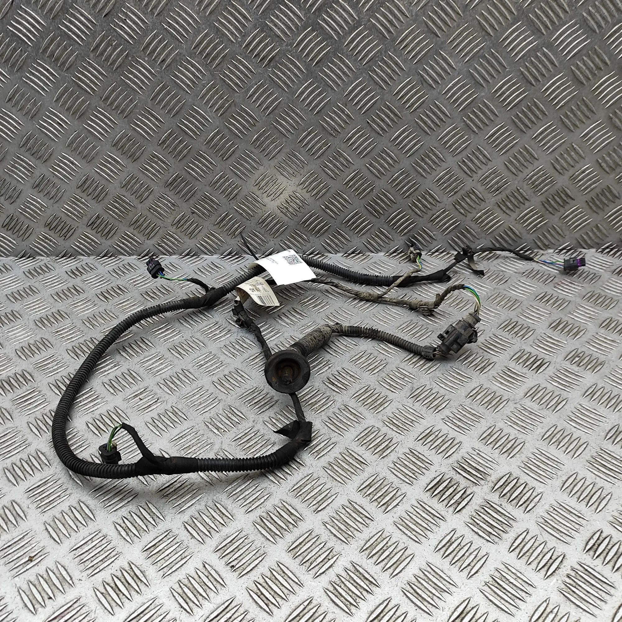 Porsche Cayenne Rear Parking Sensor Wiring Loom Rear Parking Sensor Wiring Loom — PORSCHE CAYEN...