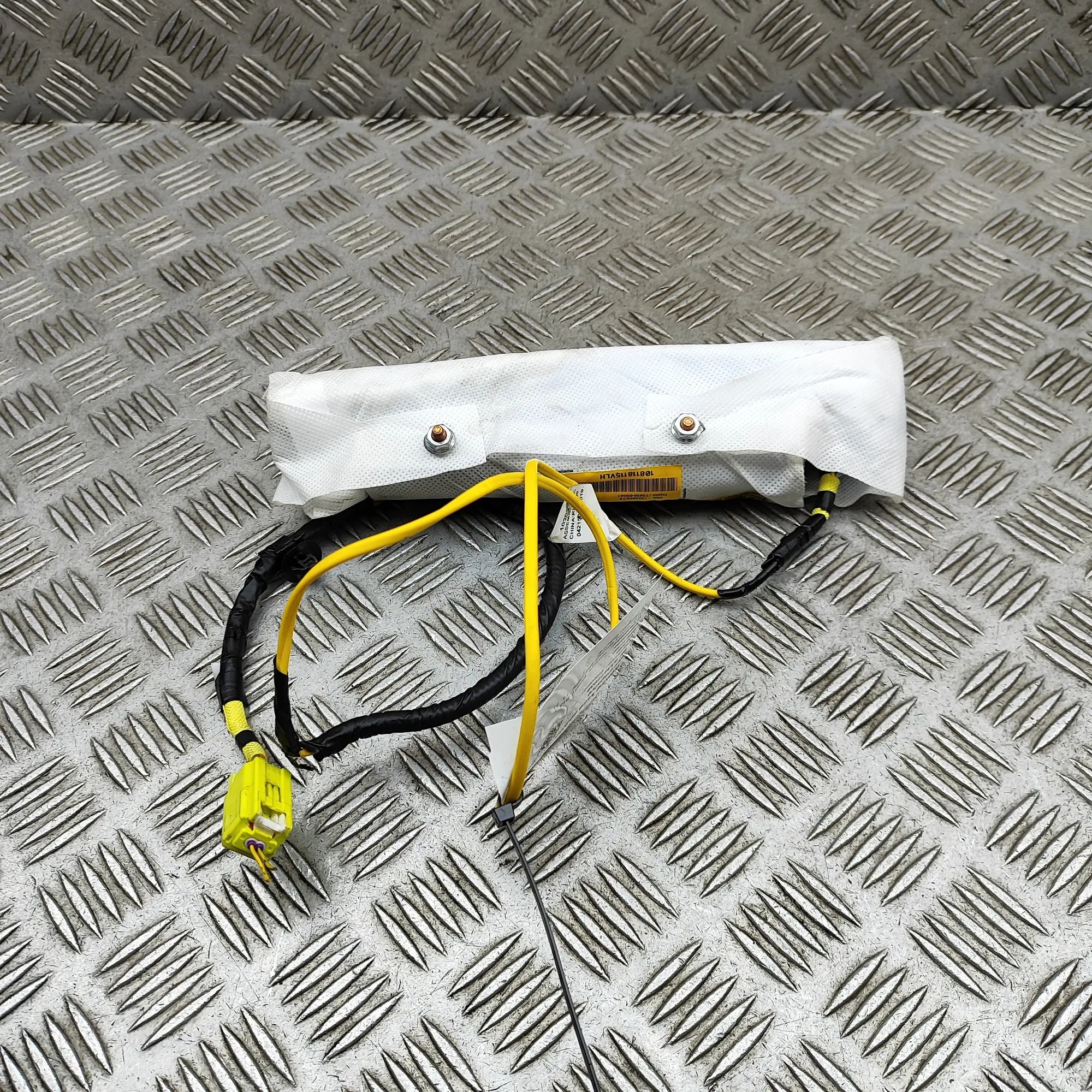 Toyota Yaris Seat airbag (SRS) — front left