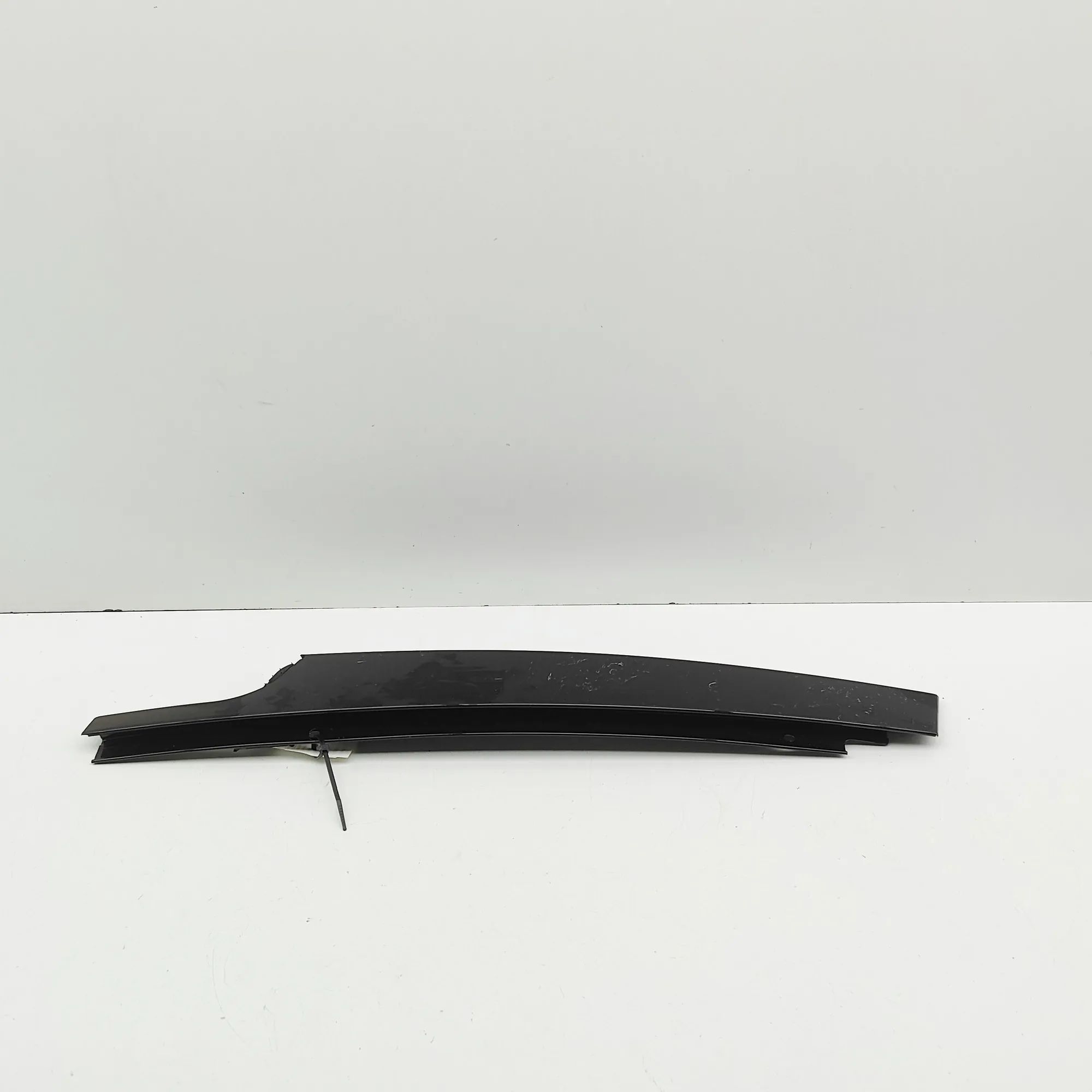 BMW X5 (G05) Vertical door trim — front right Vertical door trim — front right — BMW X5 (G05)...