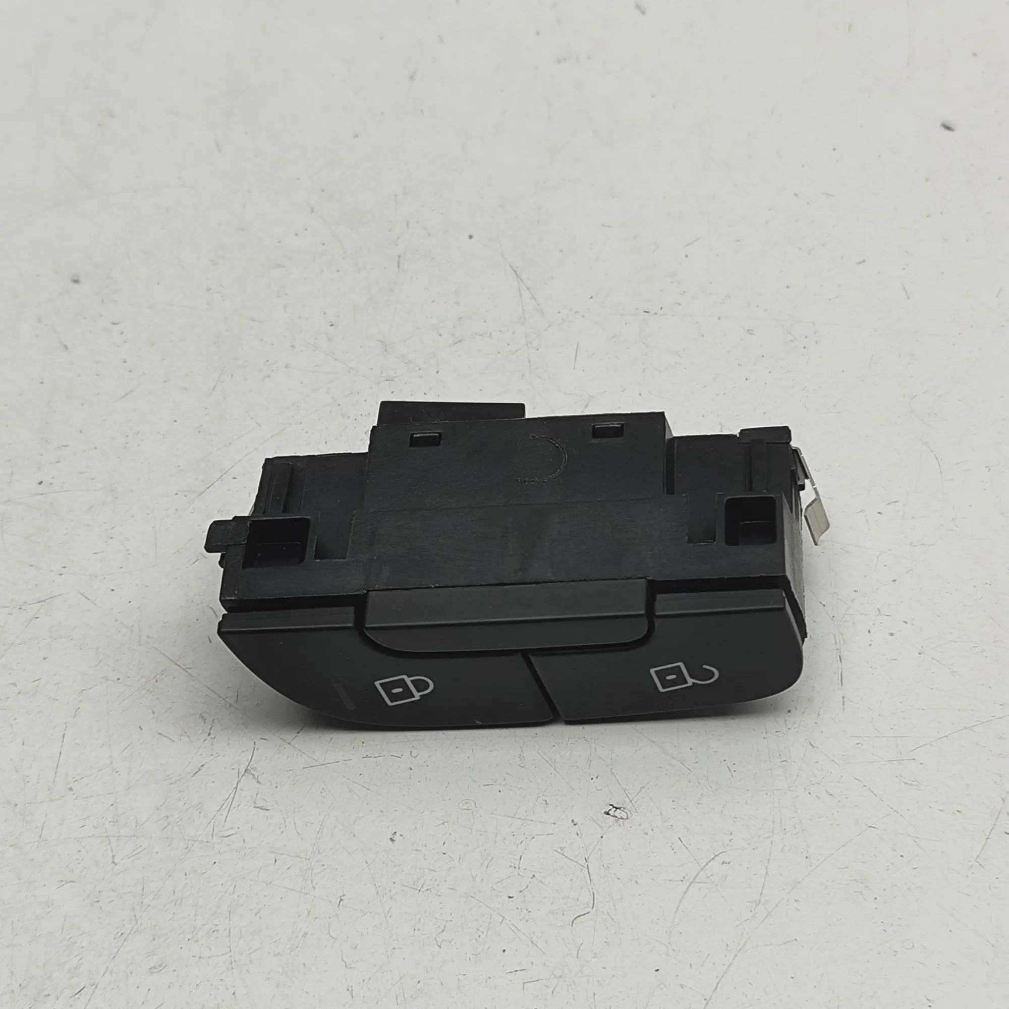 Porsche Cayenne Central locking Switch Central Locking Switch — PORSCHE CAYENNE (Coupe...