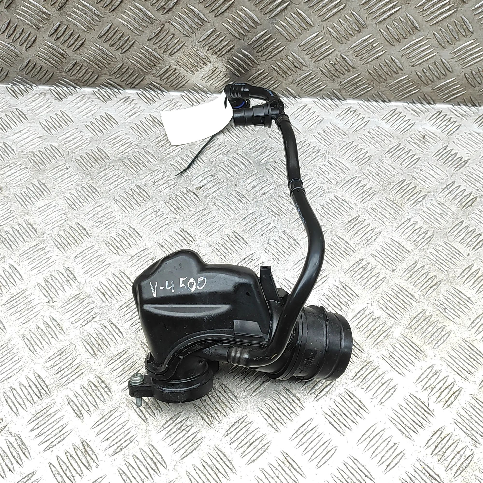 Volkswagen Tiguan Air Intake Tube Air Intake Tube — VW TIGUAN (AD1) (2016-...) — ...