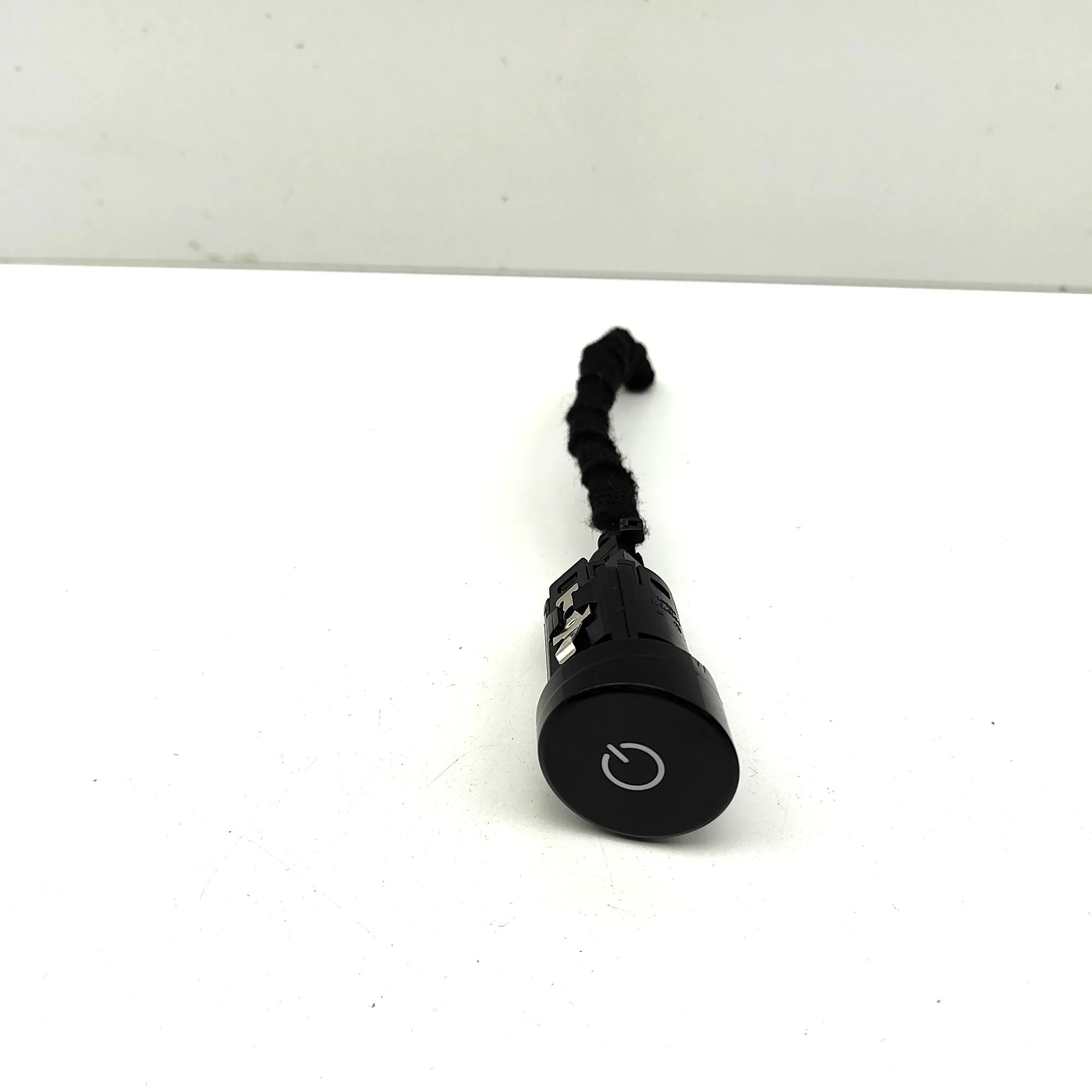 Porsche Taycan Engine start button Engine start button — PORSCHE TAYCAN (2019-...)...