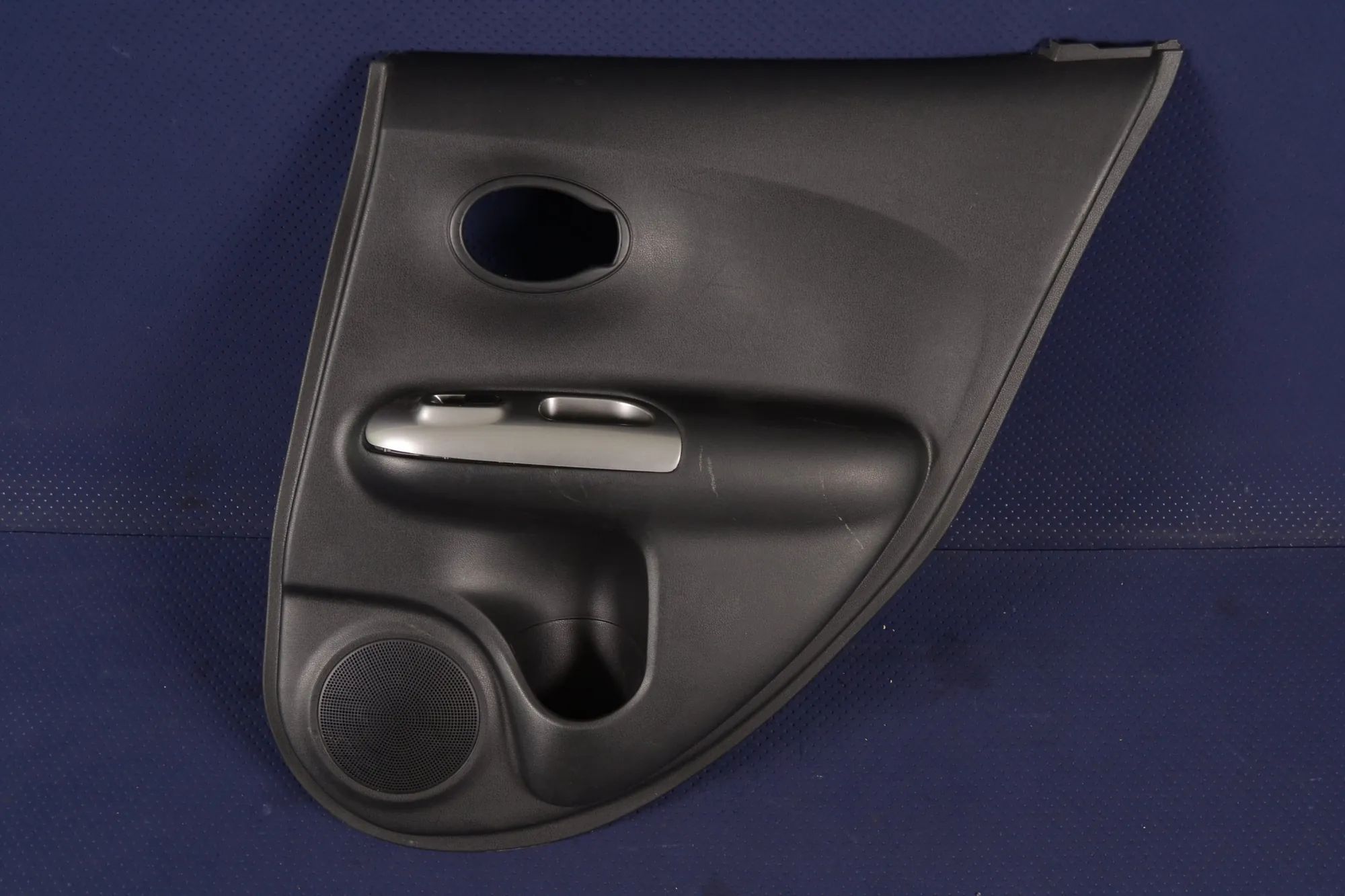 Nissan Juke Rear Right Door Panel Rear Right Door Panel — NISSAN JUKE (F15) (2010...