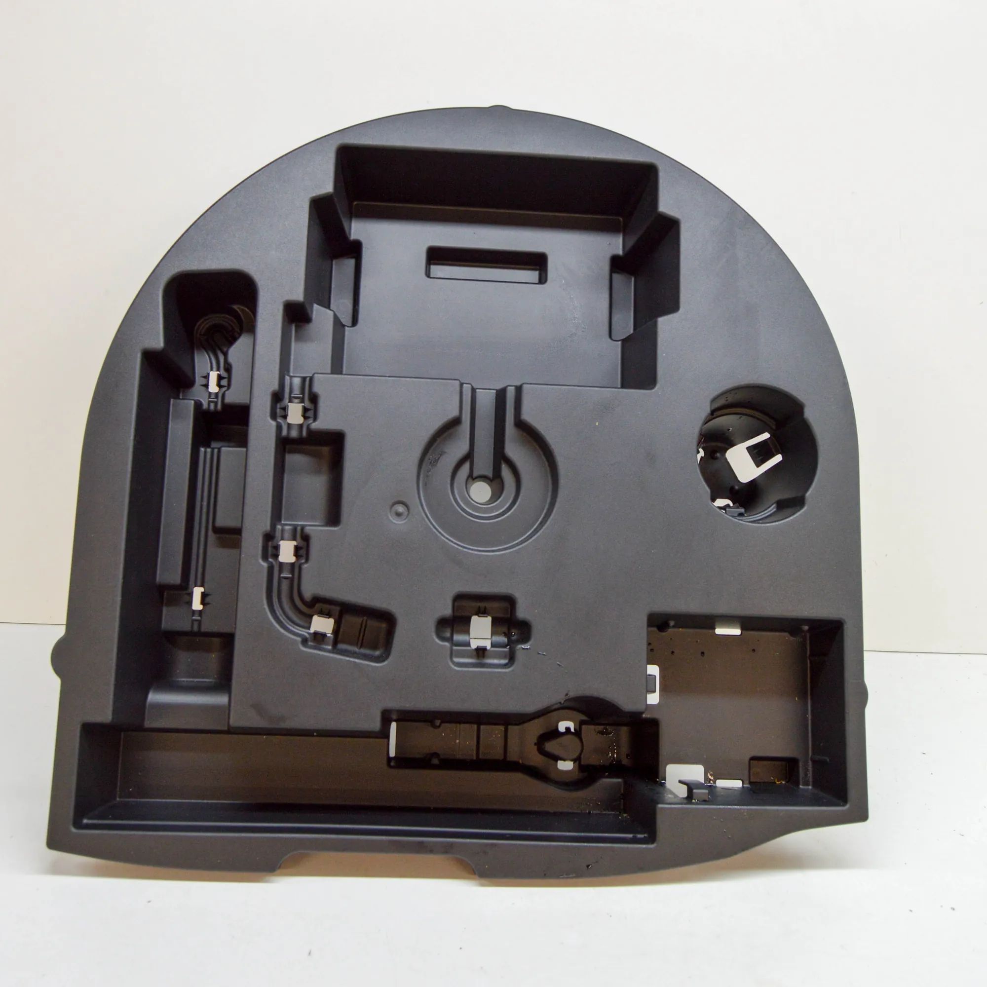 Nissan Juke Spare wheel section trim Spare wheel section trim — NISSAN JUKE (F15) (2...