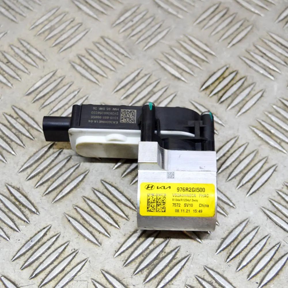 Hyundai Ioniq Air-conditioning expansion valve Air-conditioning expansion valve — HYUNDAI IONI...