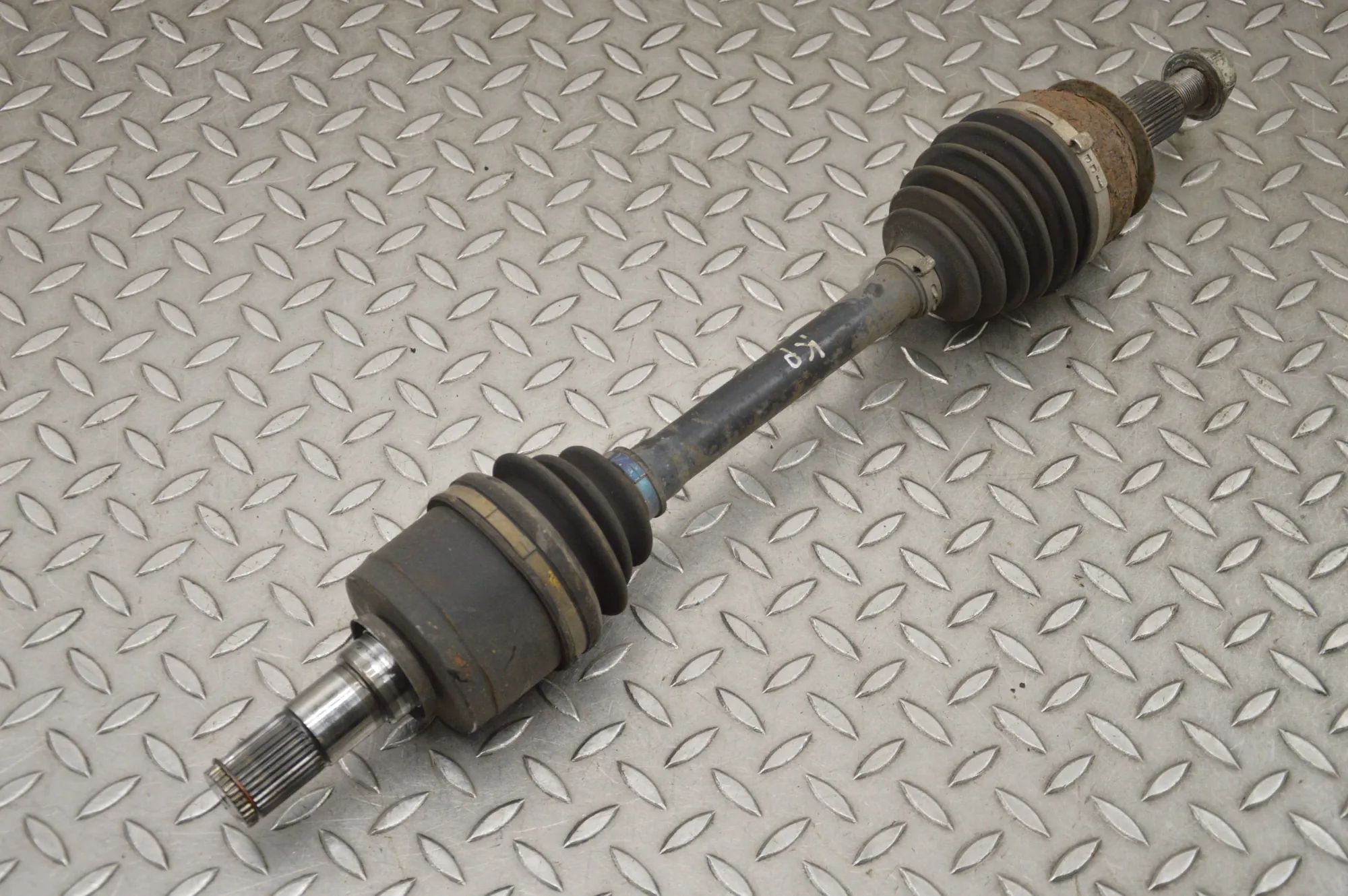 Mazda 6 (GJ / GL) Front Left Driveshaft Front Left Driveshaft — MAZDA 6 (Estate GJ, GL)...