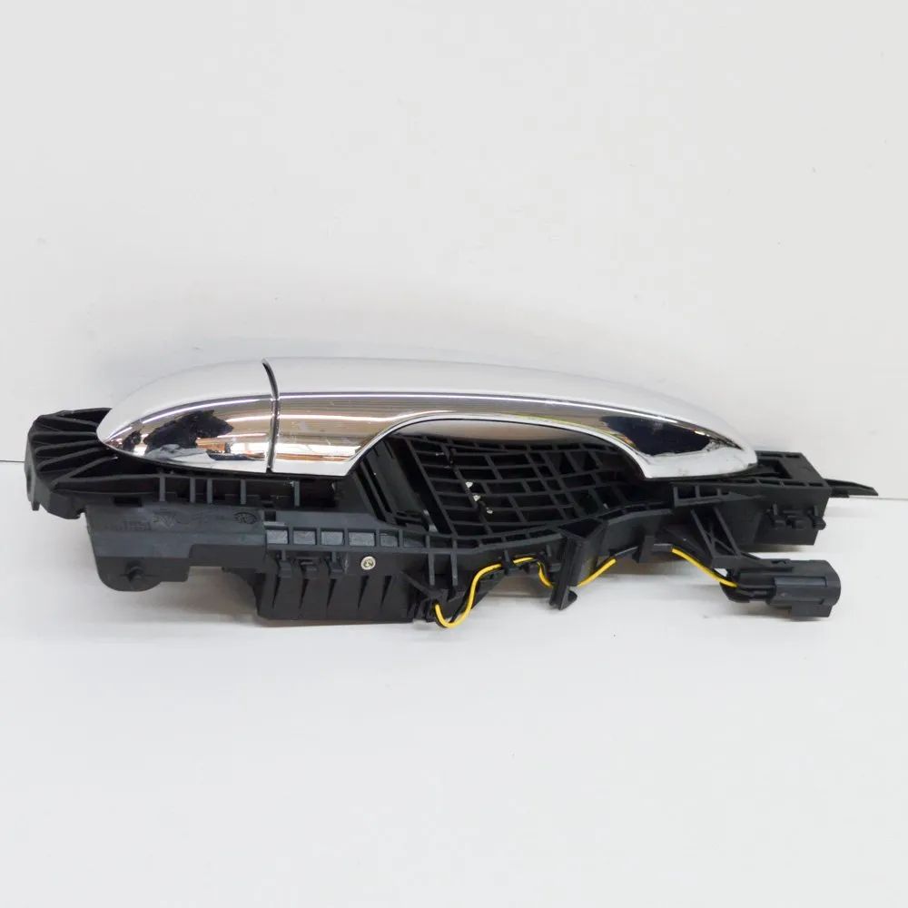 Maserati Quattroporte Exterior door handle — rear right Exterior door handle — rear right — MASERATI QU...