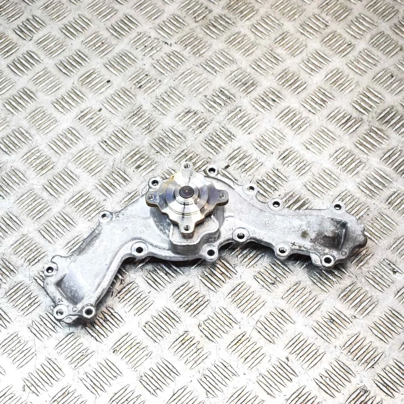 Chevrolet Camaro водяной насос Water pump — CHEVROLET CAMARO (2015-...) — 1265...