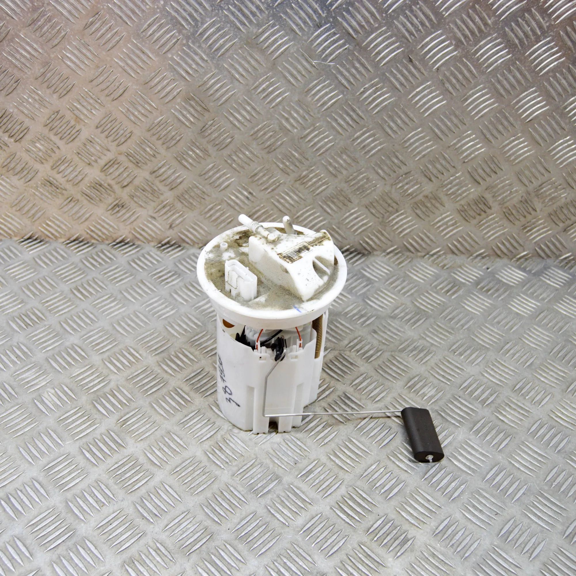 Ford Fiesta Fuel Tank Pump Fuel Tank Pump — FORD FIESTA (VI) (2008-...) — ...