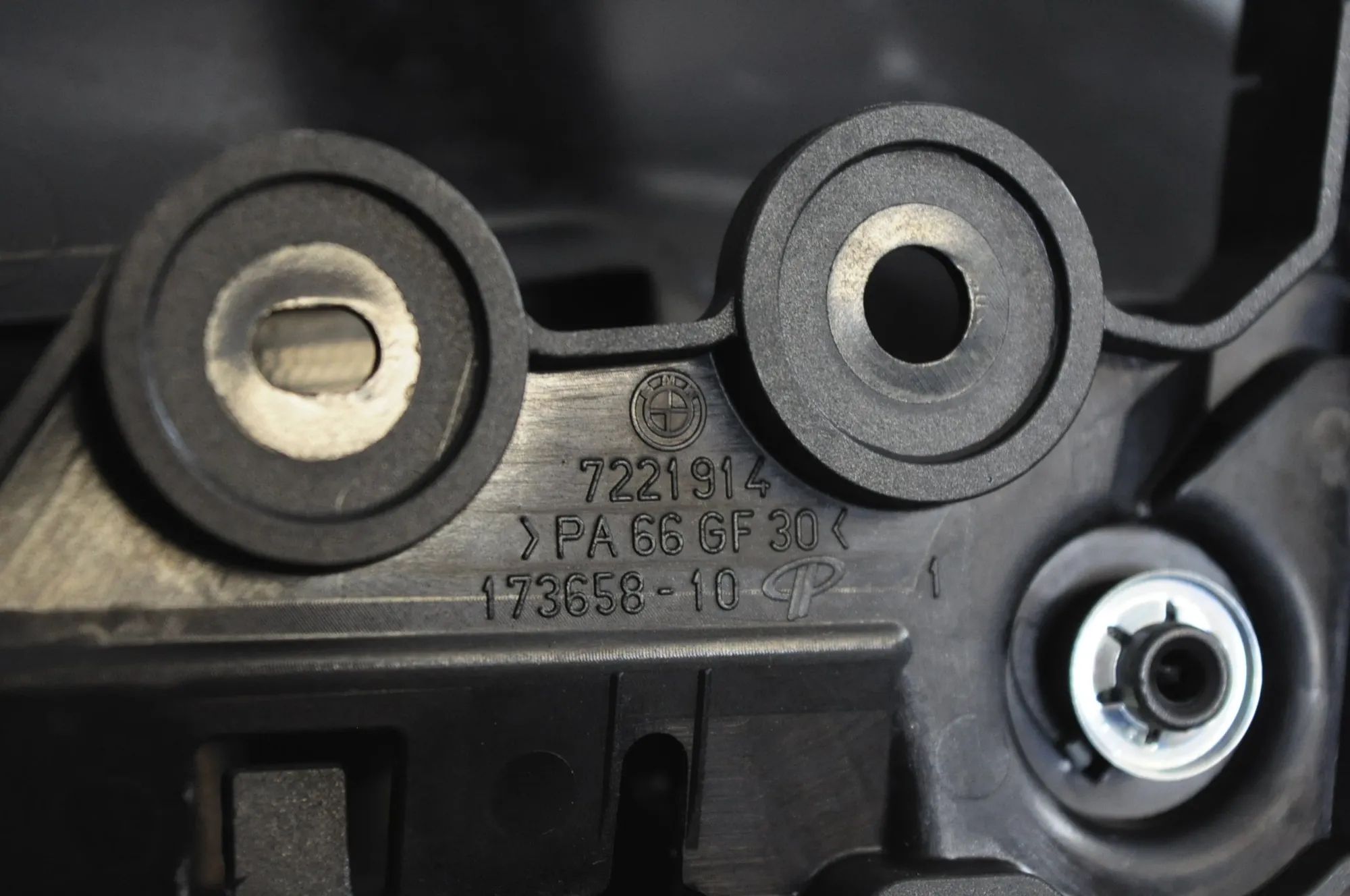 BMW 4 (F32 / F33 / F36) Other Interior Parts Other Interior Parts — BMW 4 SERIES (F32, F33, ...