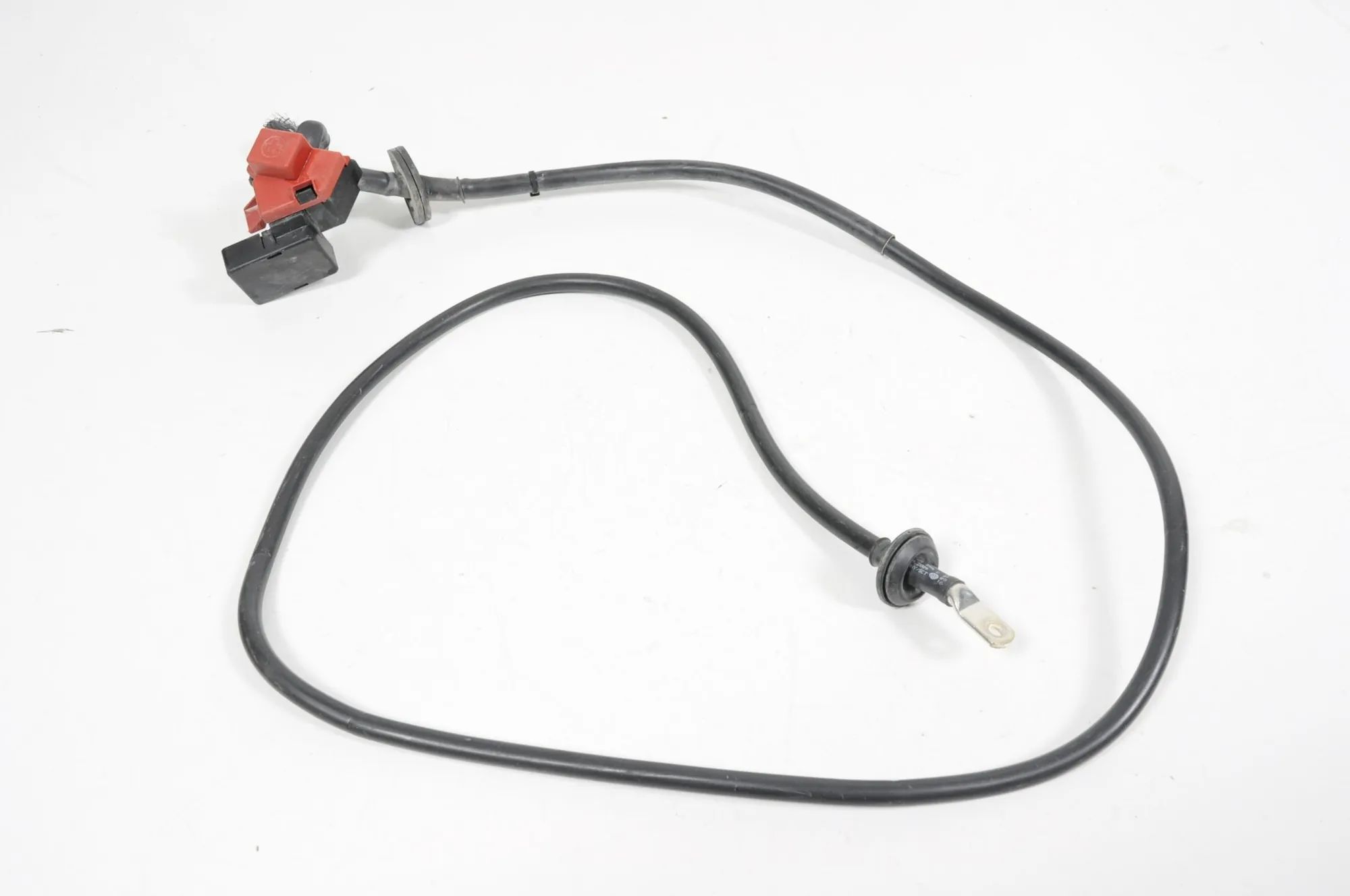 Volkswagen Touareg Positive Battery Cable Positive Battery Cable — VW TOUAREG (7P5) (2009...