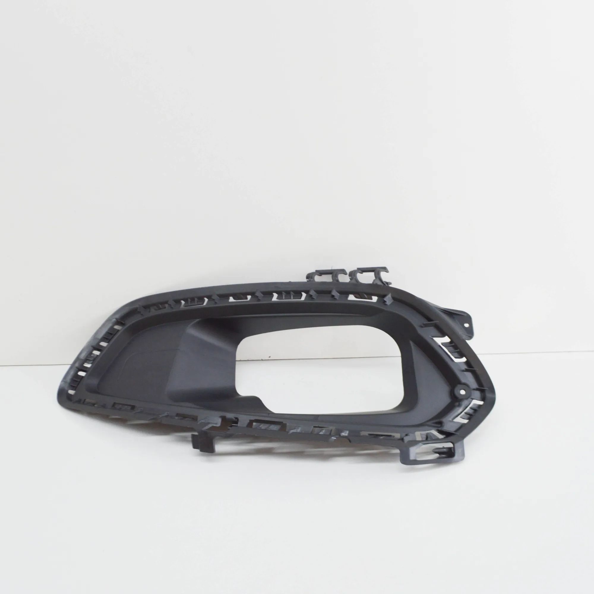 Mercedes-Benz CLA (C117) Air intake duct part Air intake duct part — MERCEDES BENZ CLA (Coupe...