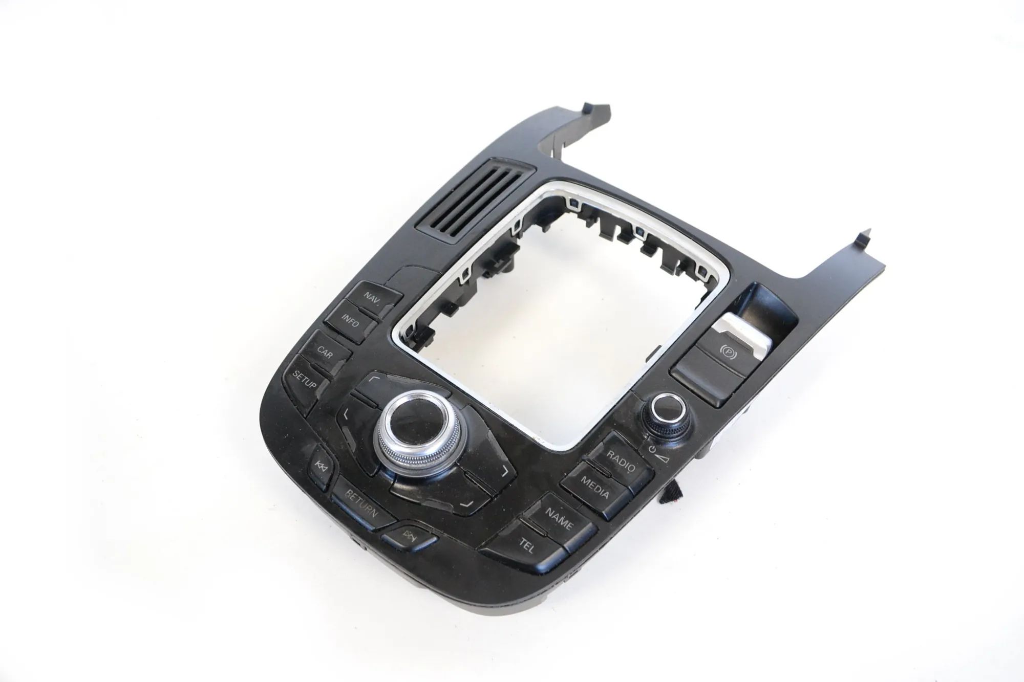 Audi Q5 (8R) Navigation Control Knob Navigation control knob — AUDI Q5 (8R) (2008-20...