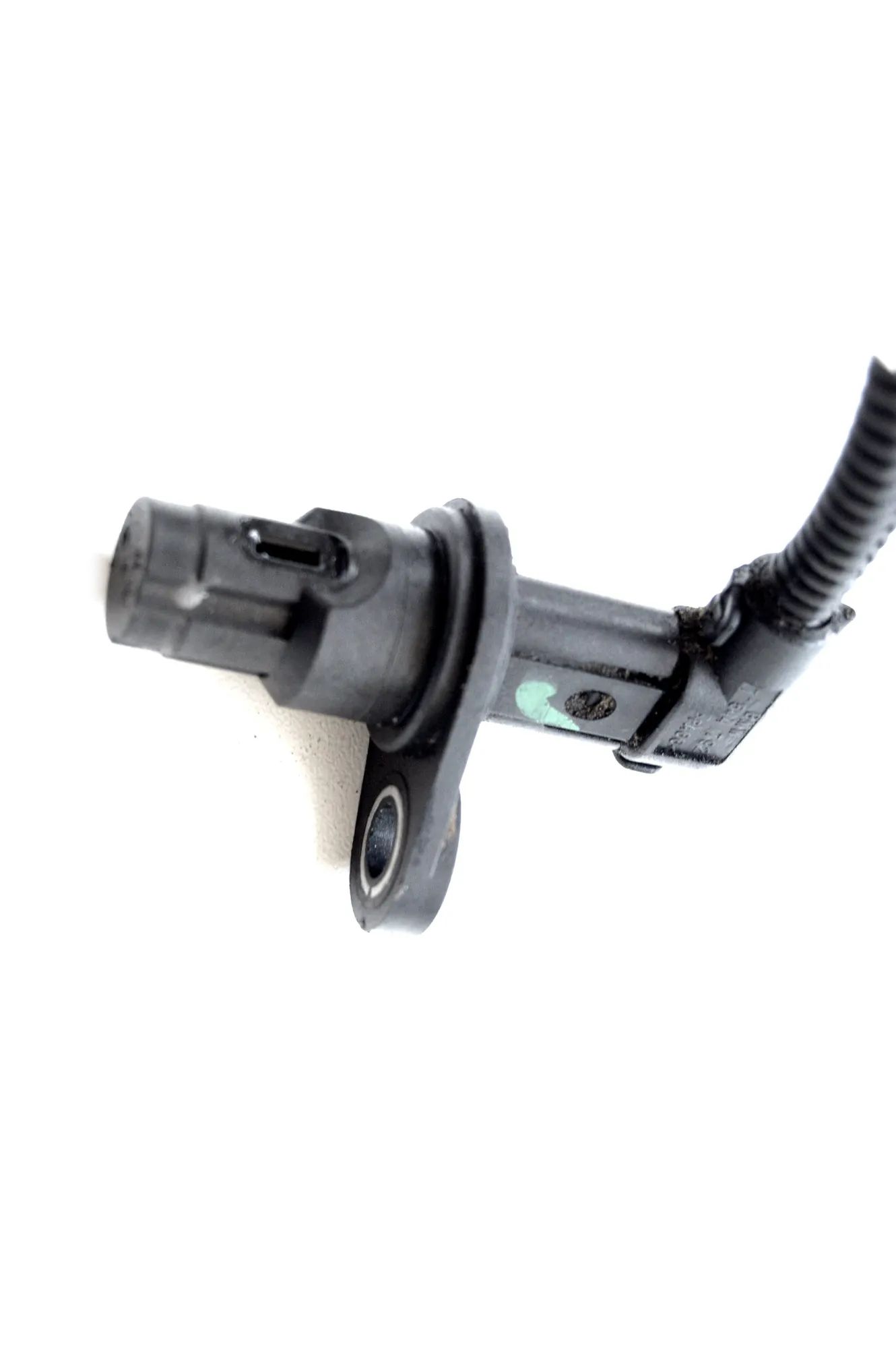 BMW 5 (F10 / F11) crankshaft position sensor Crankshaft position sensor — BMW 5 SERIES (F10)...