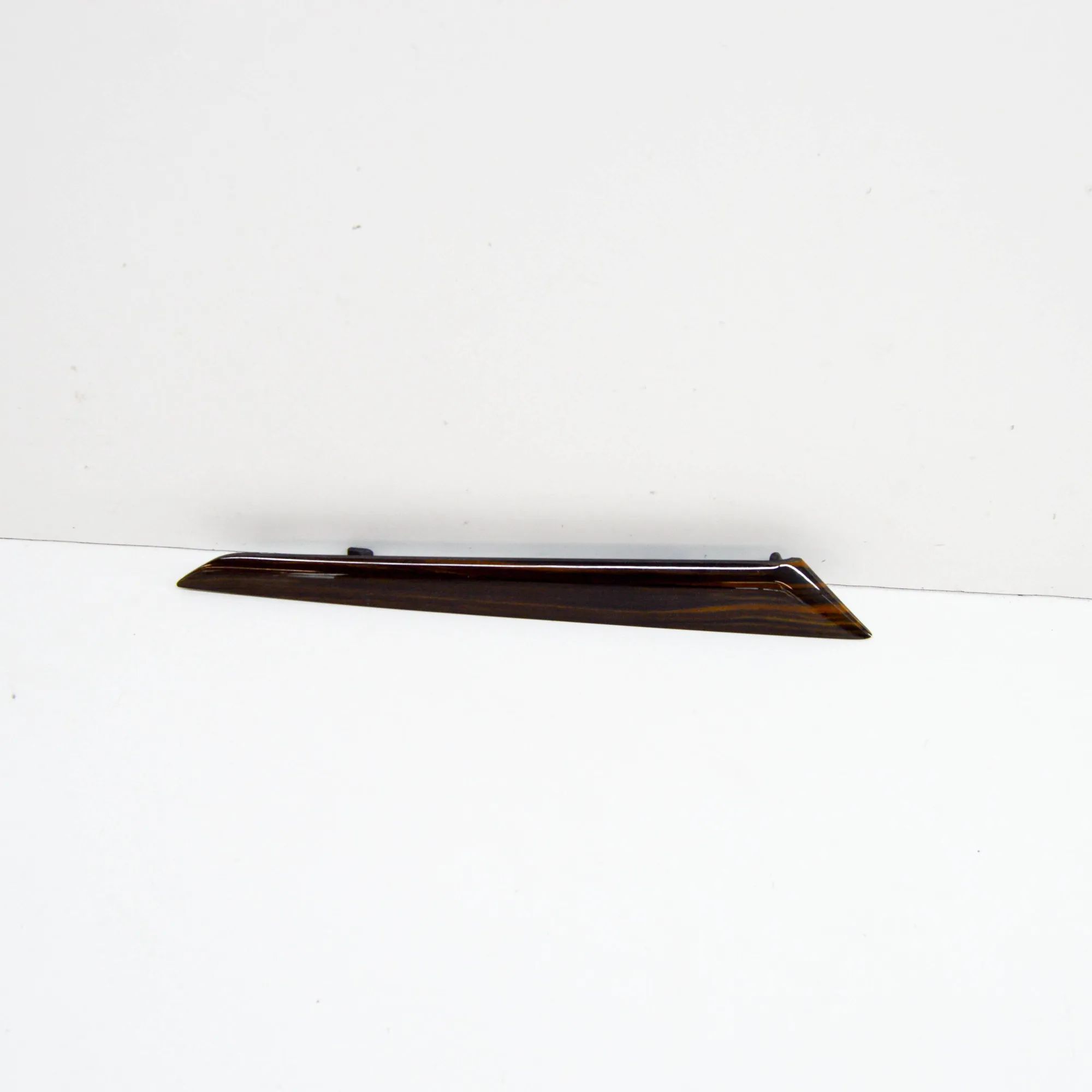 Maserati Ghibli Door panel trim — rear right Door panel trim — rear right — MASERATI GHIBLI ...