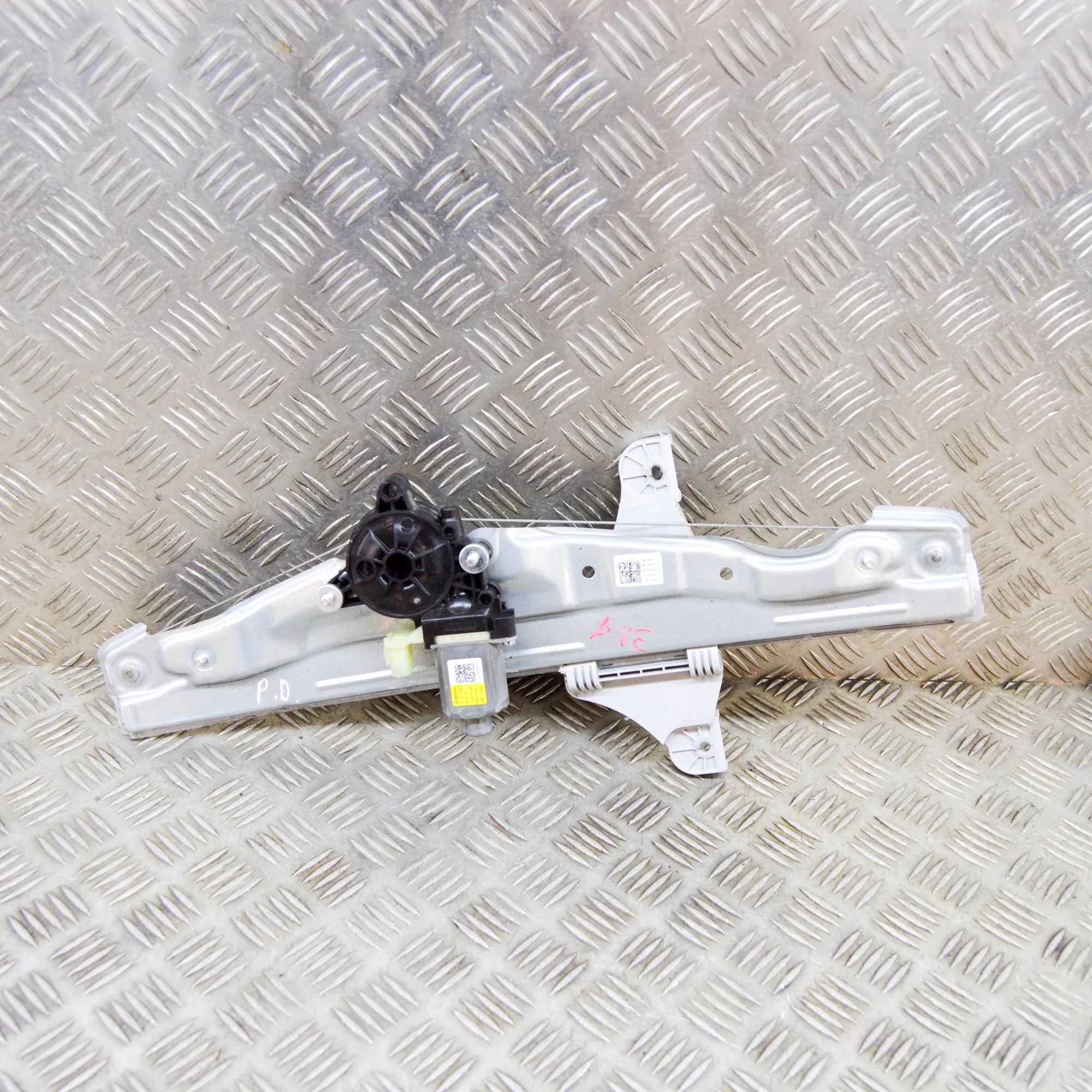 Hyundai Ioniq Front Right Door Window Regulator Front Right Door Window Regulator — HYUNDAI ION...